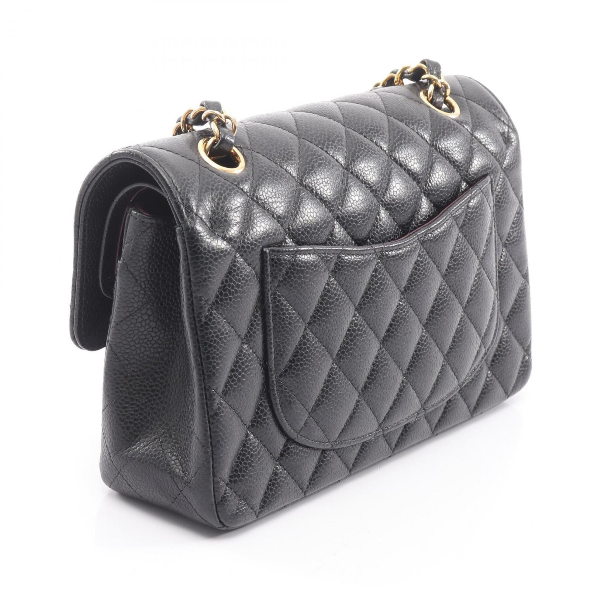 Chanel Black Grained Calfskin Handbag Shoulder Bag (Pre-Owned)