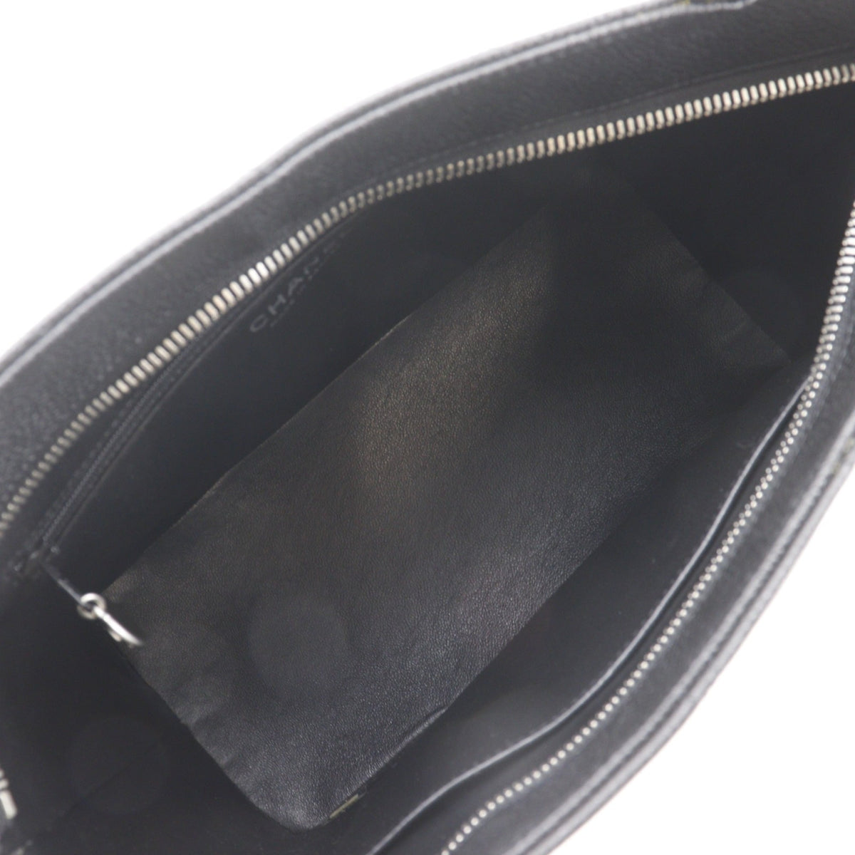 Chanel Black Grained Calfskin Tote Bag (Pre-Owned)