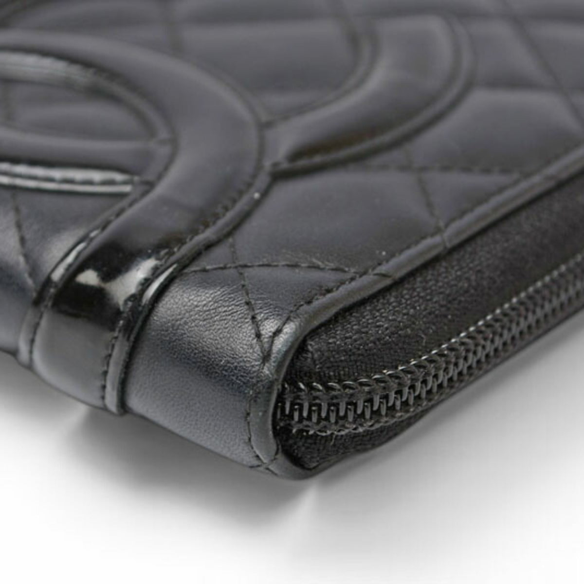 Chanel Black Leather Long Wallet (Bi-Fold) (Pre-Owned)