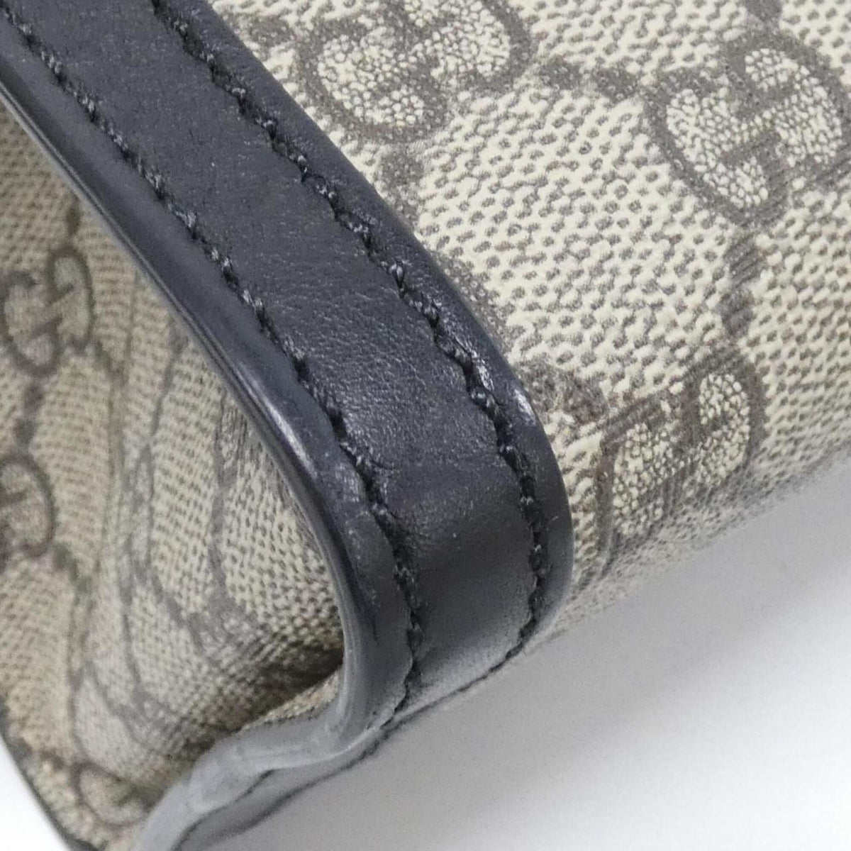 Gucci Beige Black Gg Supreme Canvas Leather Shoulder Bag (Pre-Owned)