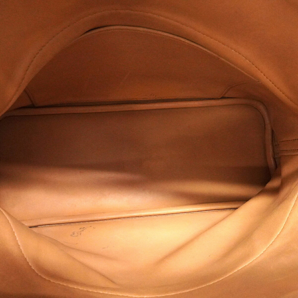 Hermes Beige Taurillon Clemence Leather Handbag (Pre-Owned)