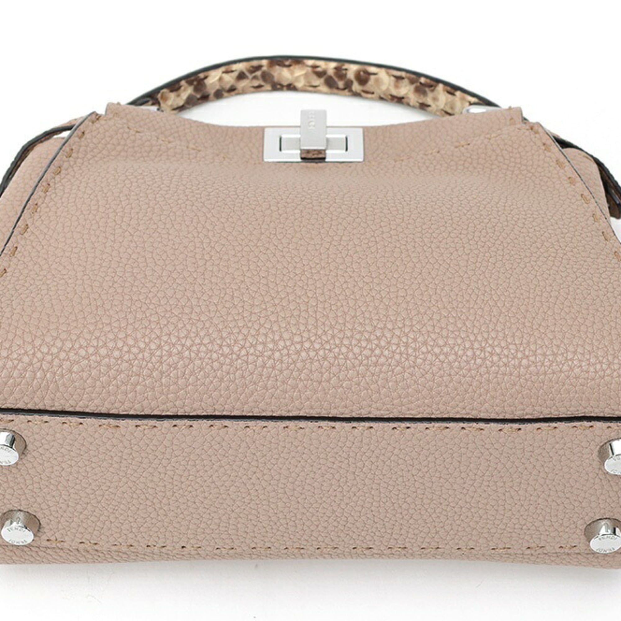 Fendi Grayish Leather Handbag (Pre-Owned)