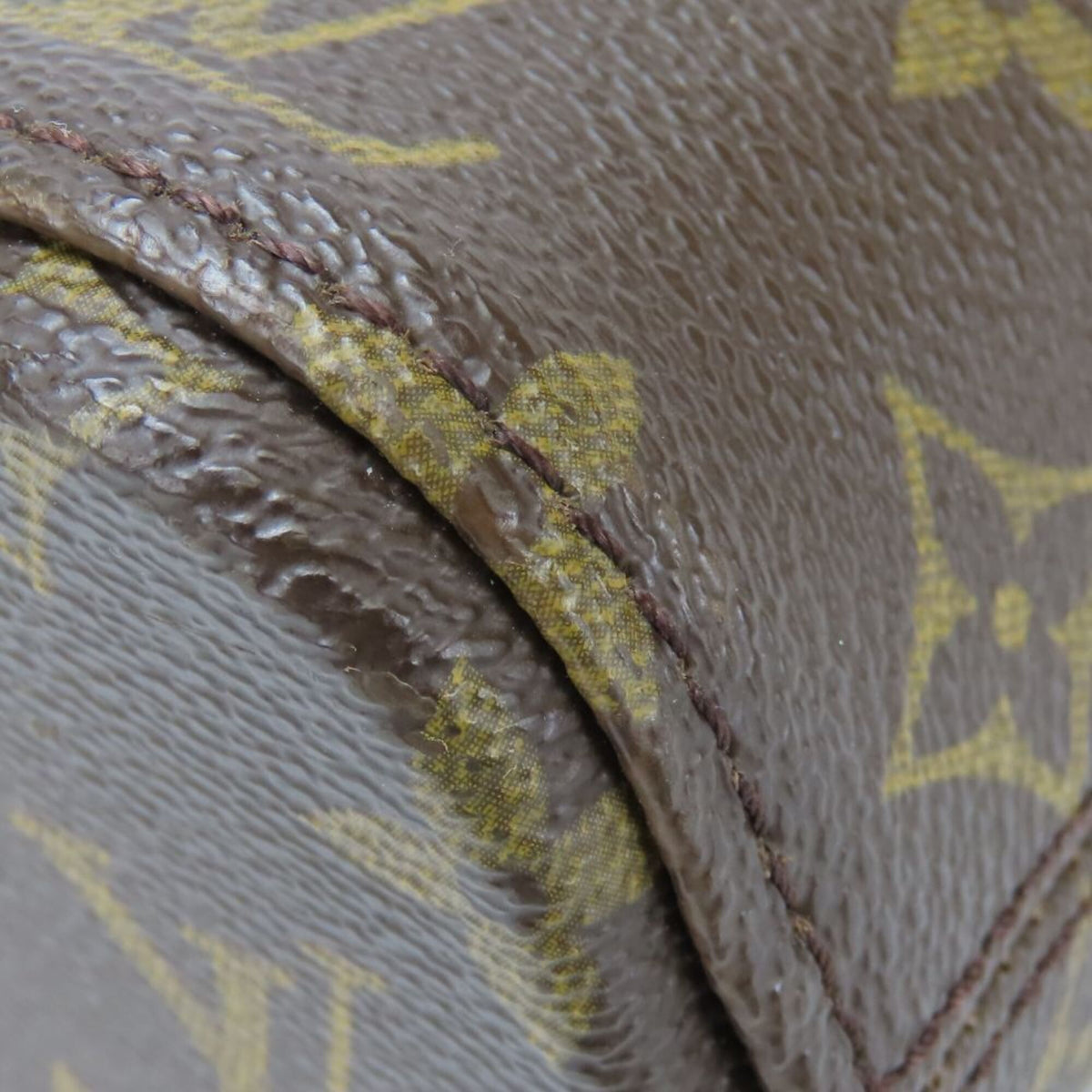 Louis Vuitton Brown Monogram Leather Handbag (Pre-Owned)