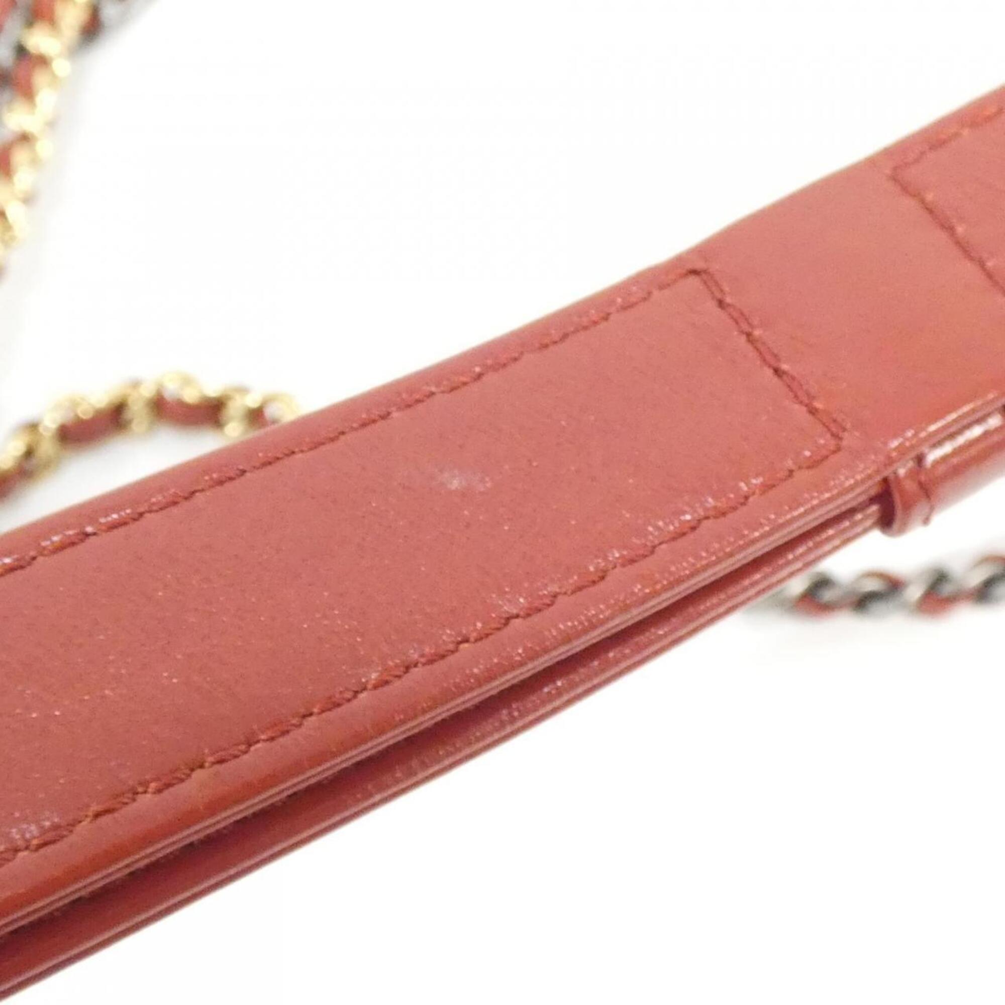 Chanel Brown Leather Shoulder Bag (Pre-Owned)