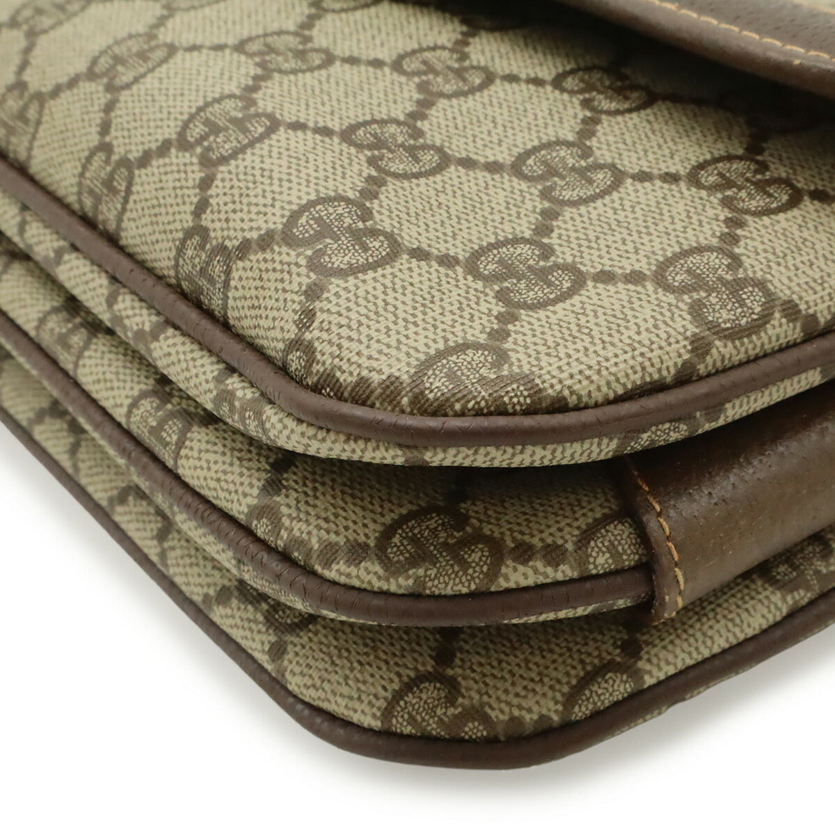 Gucci Beige Brown Green Red Color White Gg Plus Pochette Shoulder Bag (Pre-Owned)