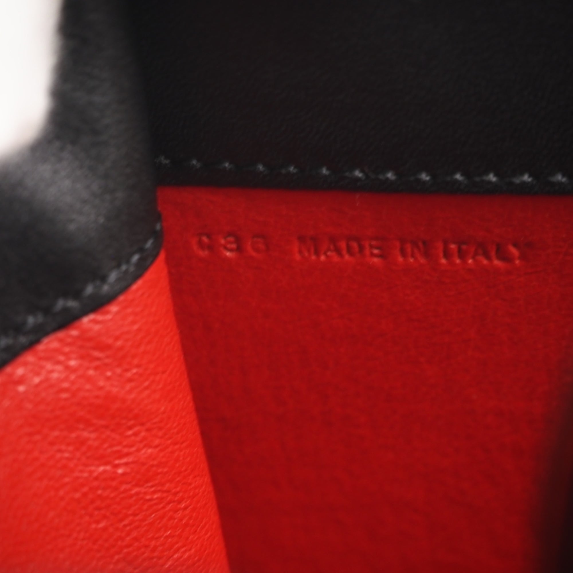 Cartier Panthère Black Leather Handbag (Pre-Owned)