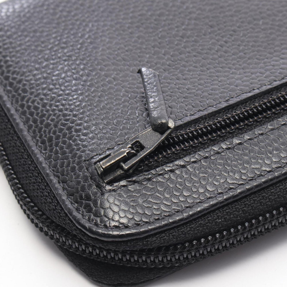 Chanel Black Grained Calfskin Long Wallet (Bi-Fold) (Pre-Owned)