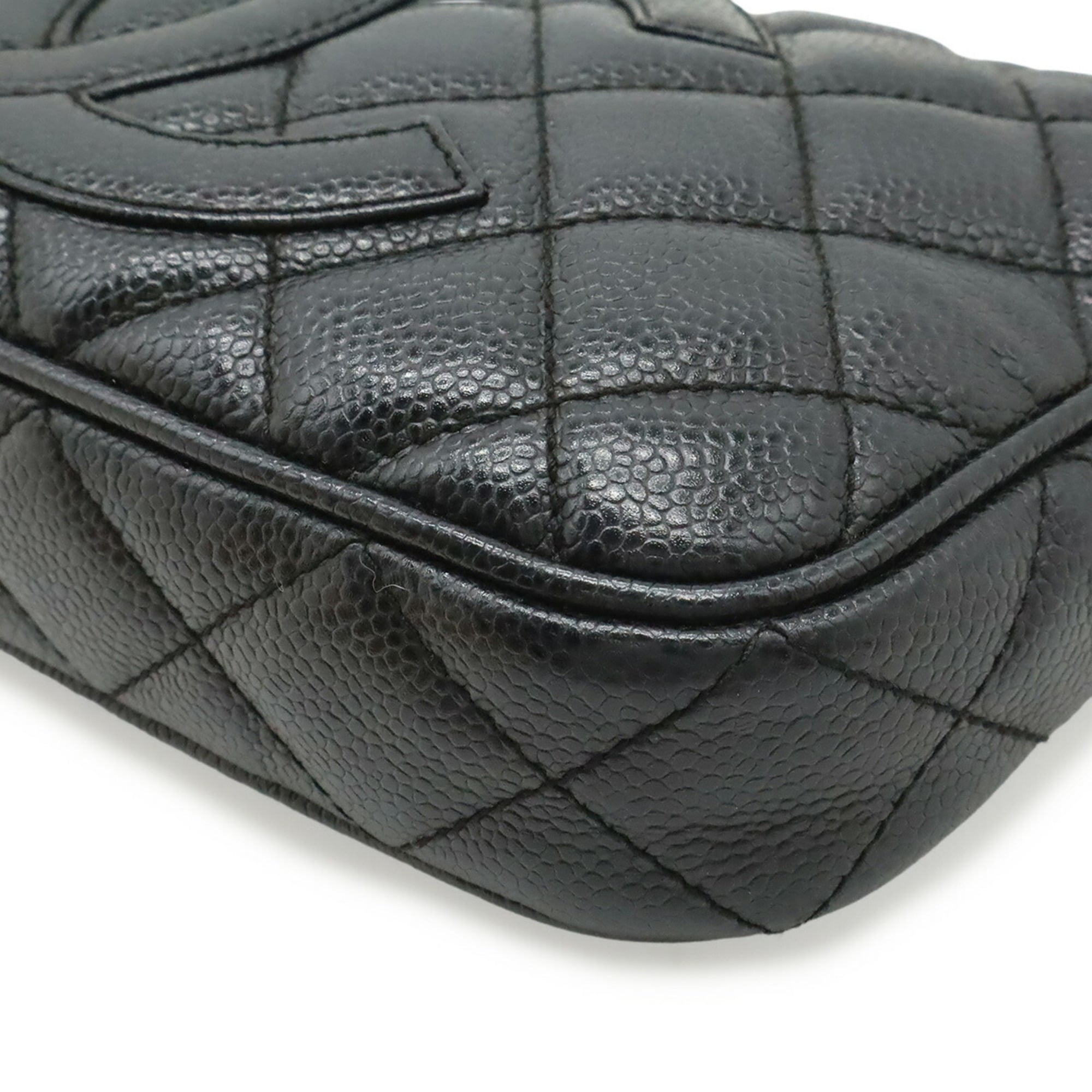 Chanel Matelasse Black Grained Calfskin Shoulder Bag (Pre-Owned)
