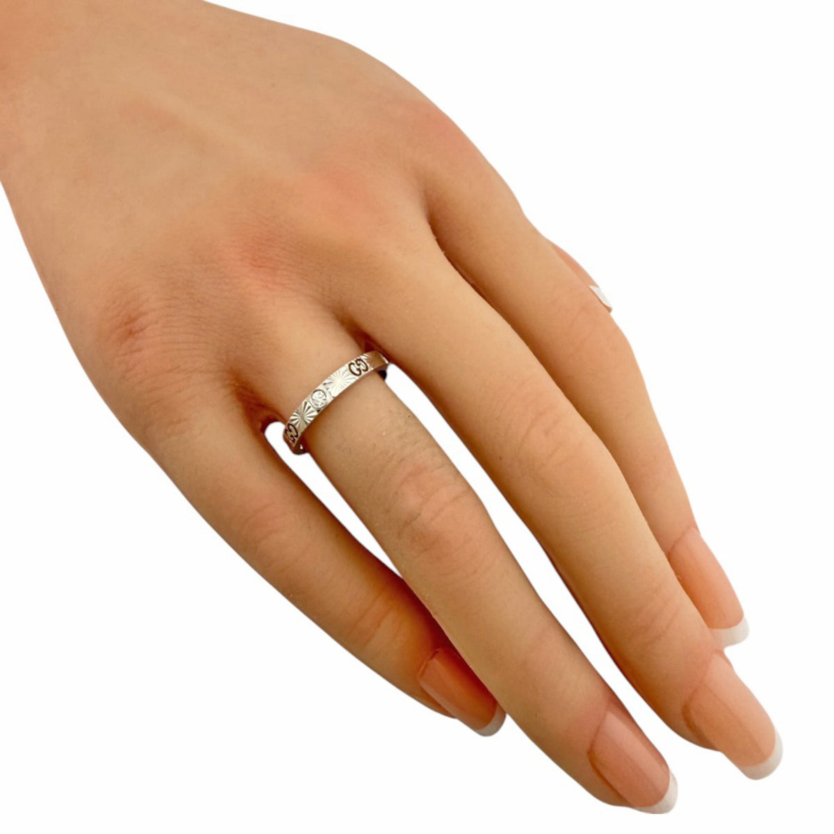 Gucci Silver White Gold (18K) Band Ring (Pre-Owned)