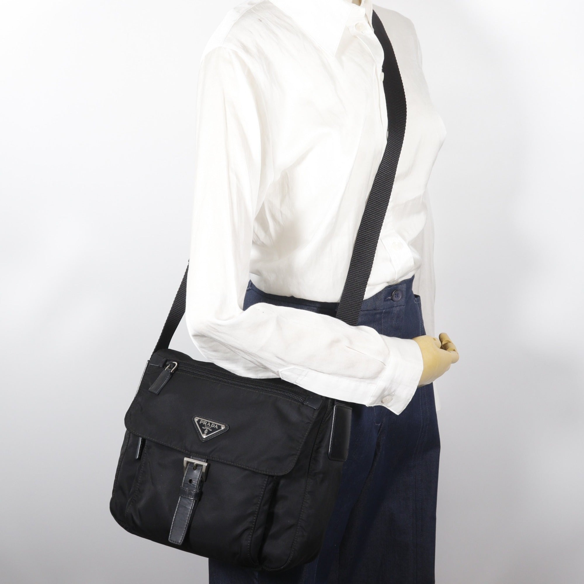 Prada Black Nylon Shoulder Bag (Pre-Owned)