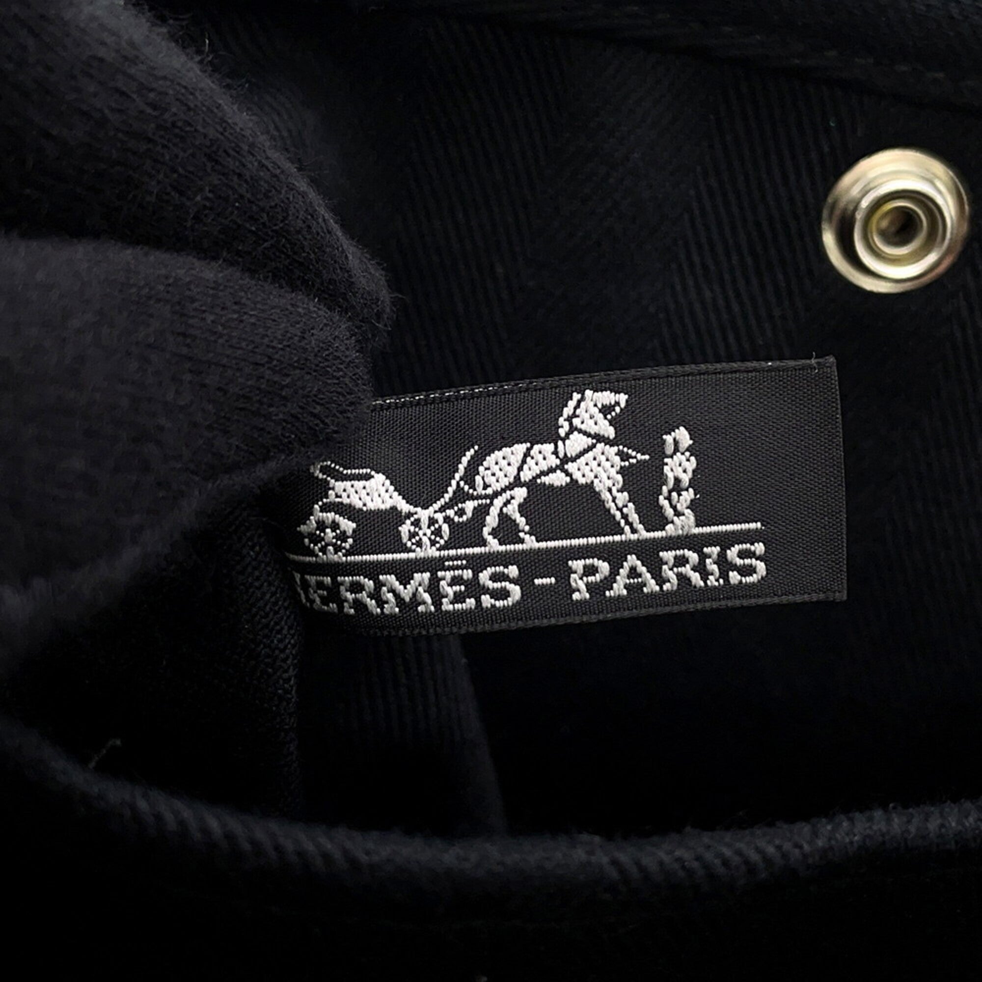 Hermes Black Toile Chevron Leather Handbag (Pre-Owned)