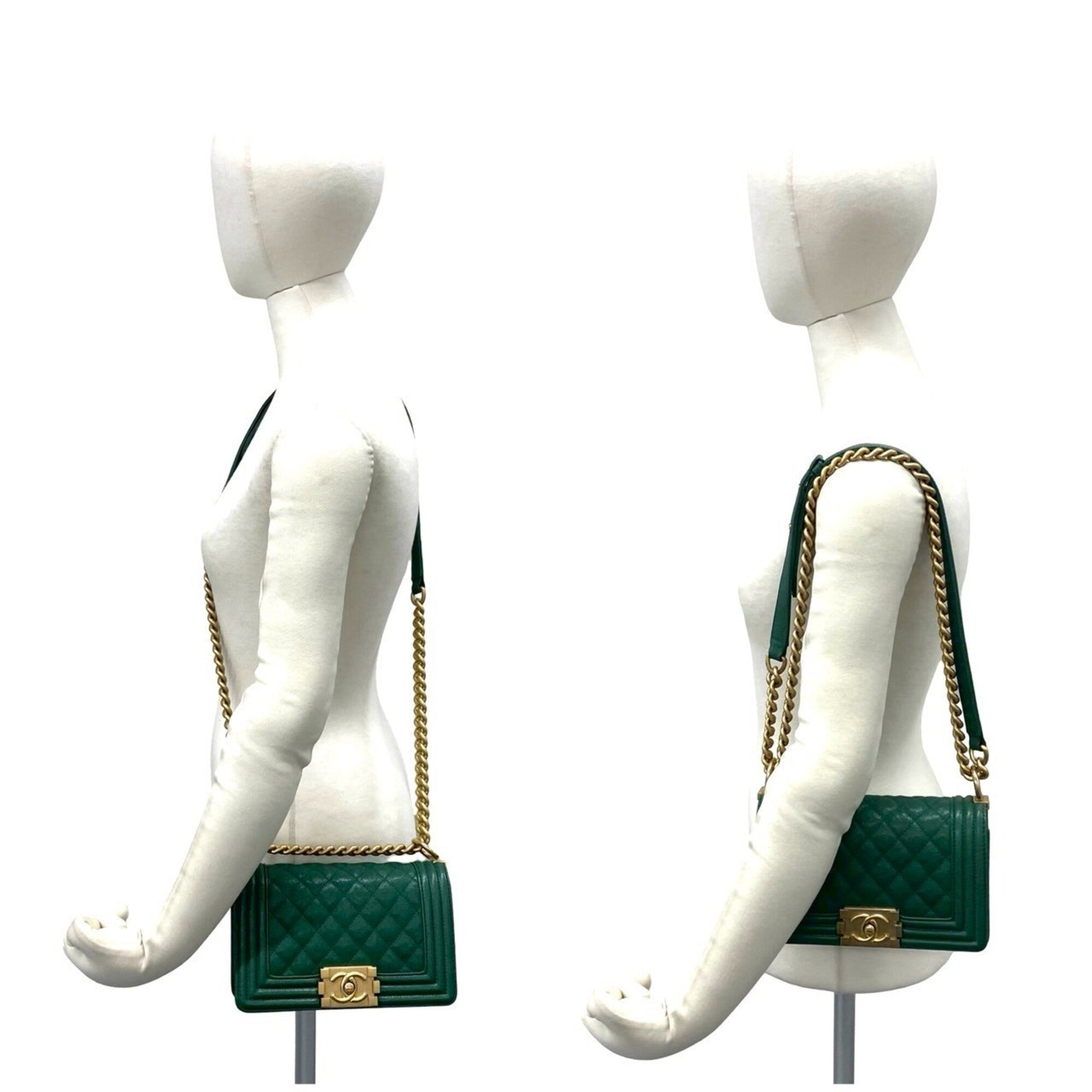 Chanel Green Grained Calfskin Shoulder Bag (Pre-Owned)