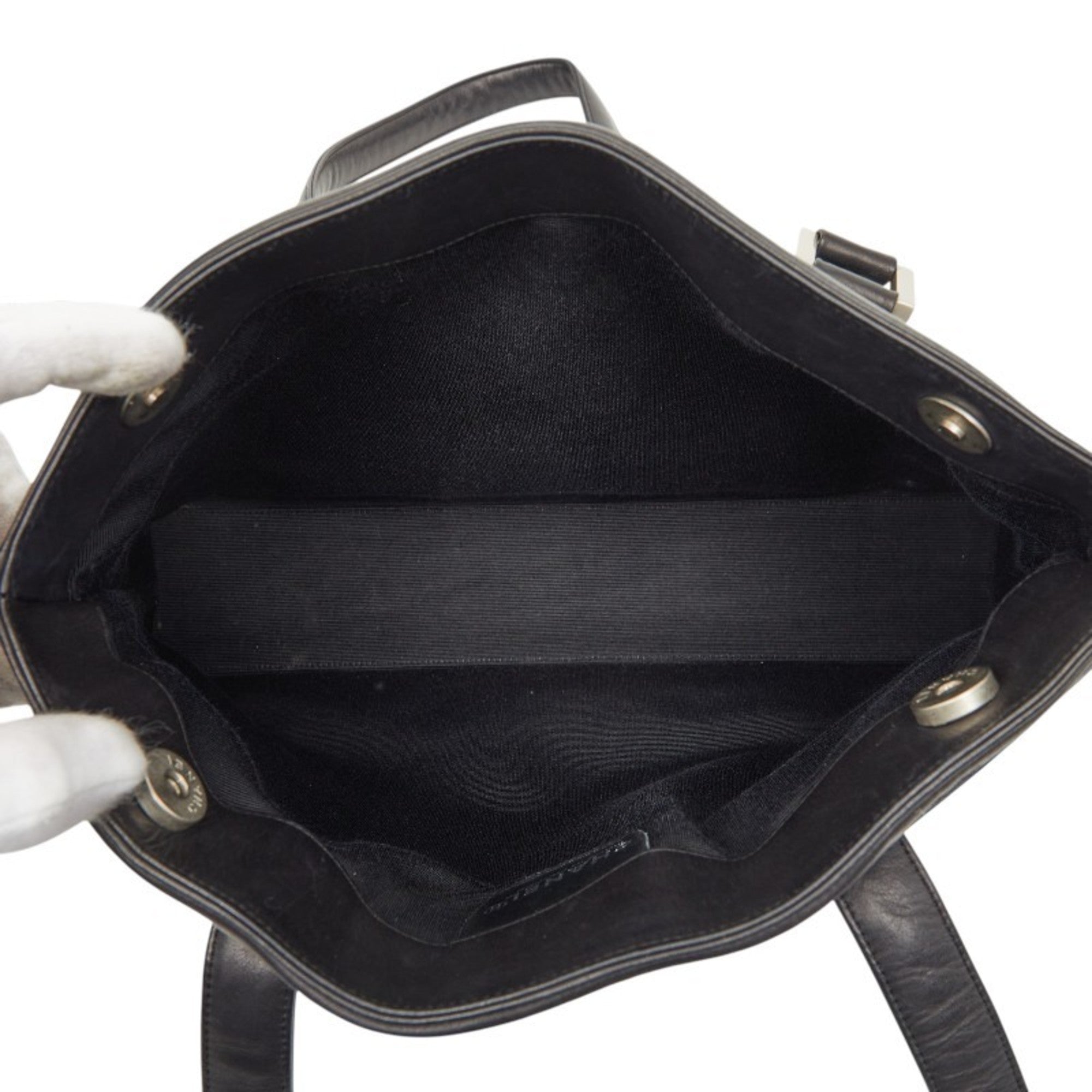 Chanel Black Leather Shoulder Bag Tote Bag (Pre-Owned)