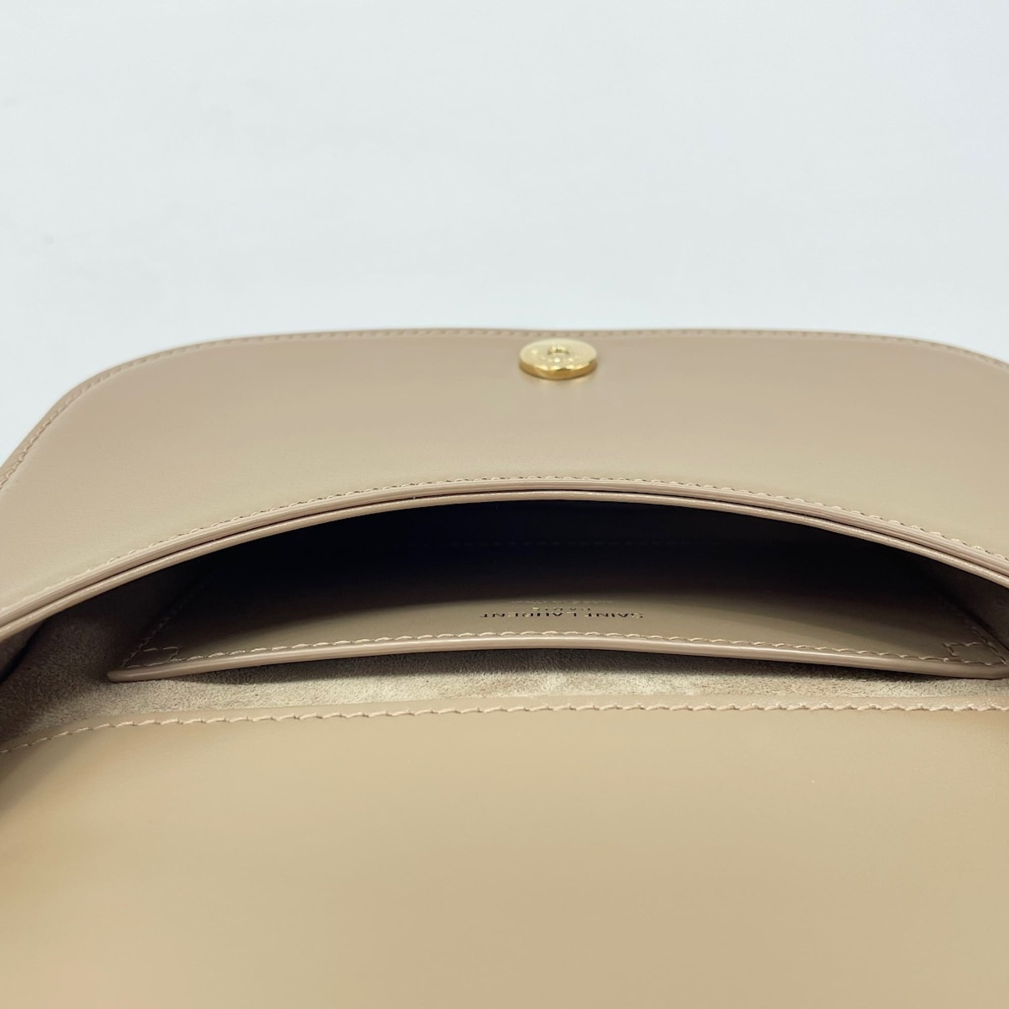 Yves Saint Laurent Beige Shoulder Bag (Pre-Owned)