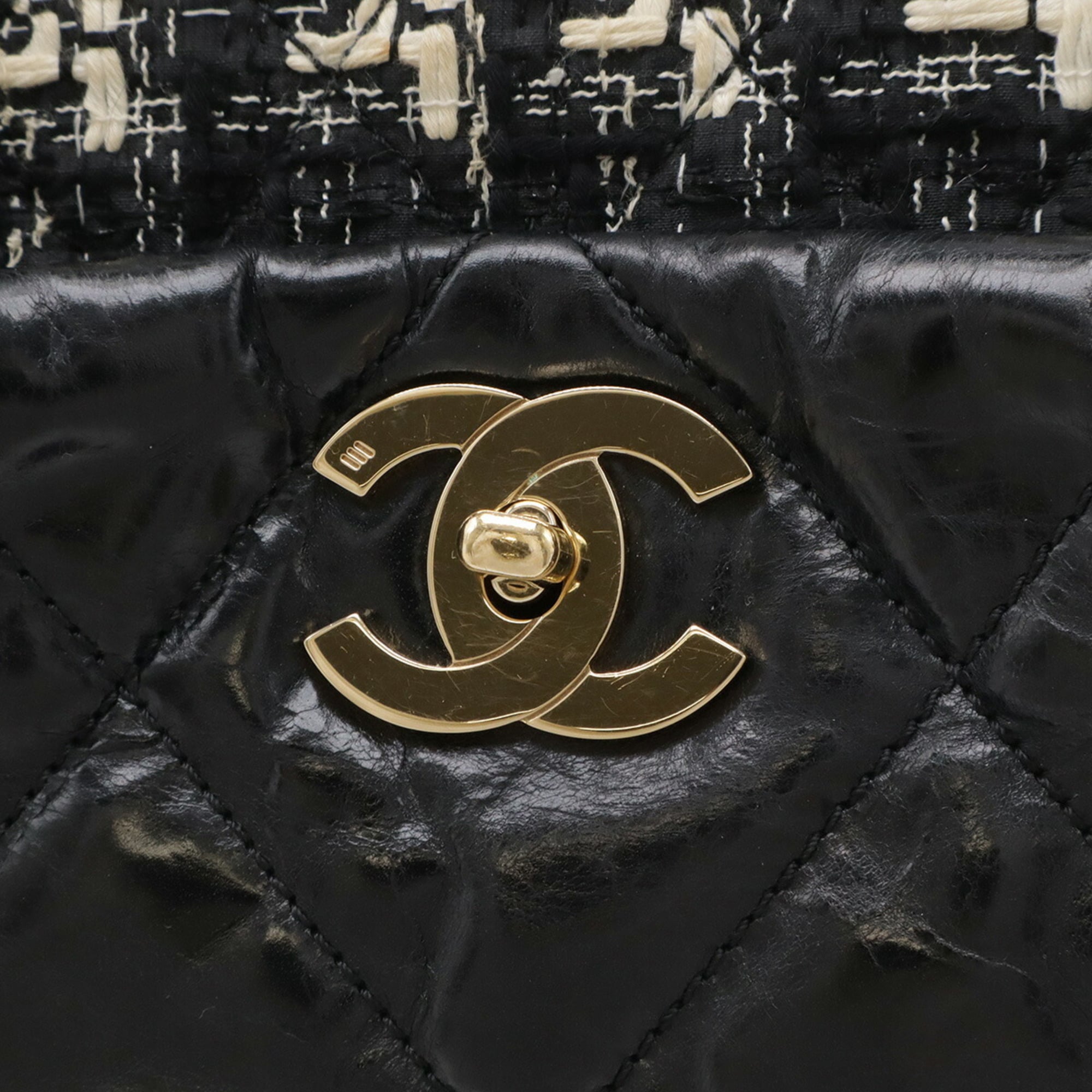 Chanel Black Ivory Leather Tweed Shoulder Bag Tote Bag (Pre-Owned)