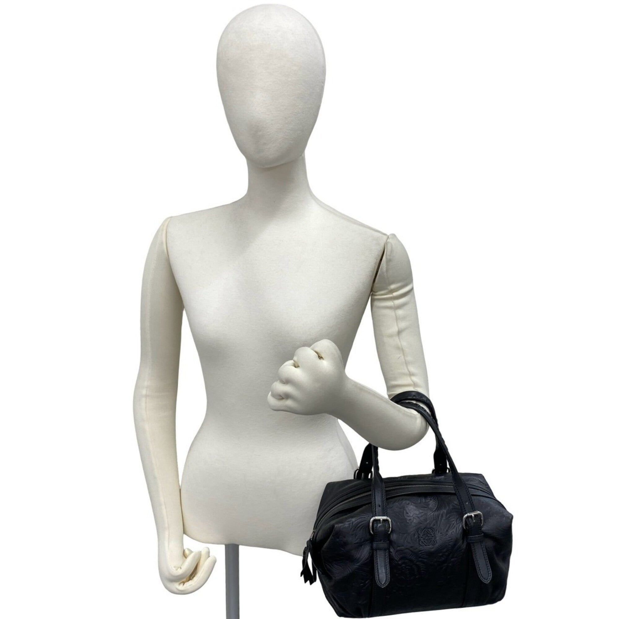 Loewe Black Leather Boston Bag Handbag (Pre-Owned)