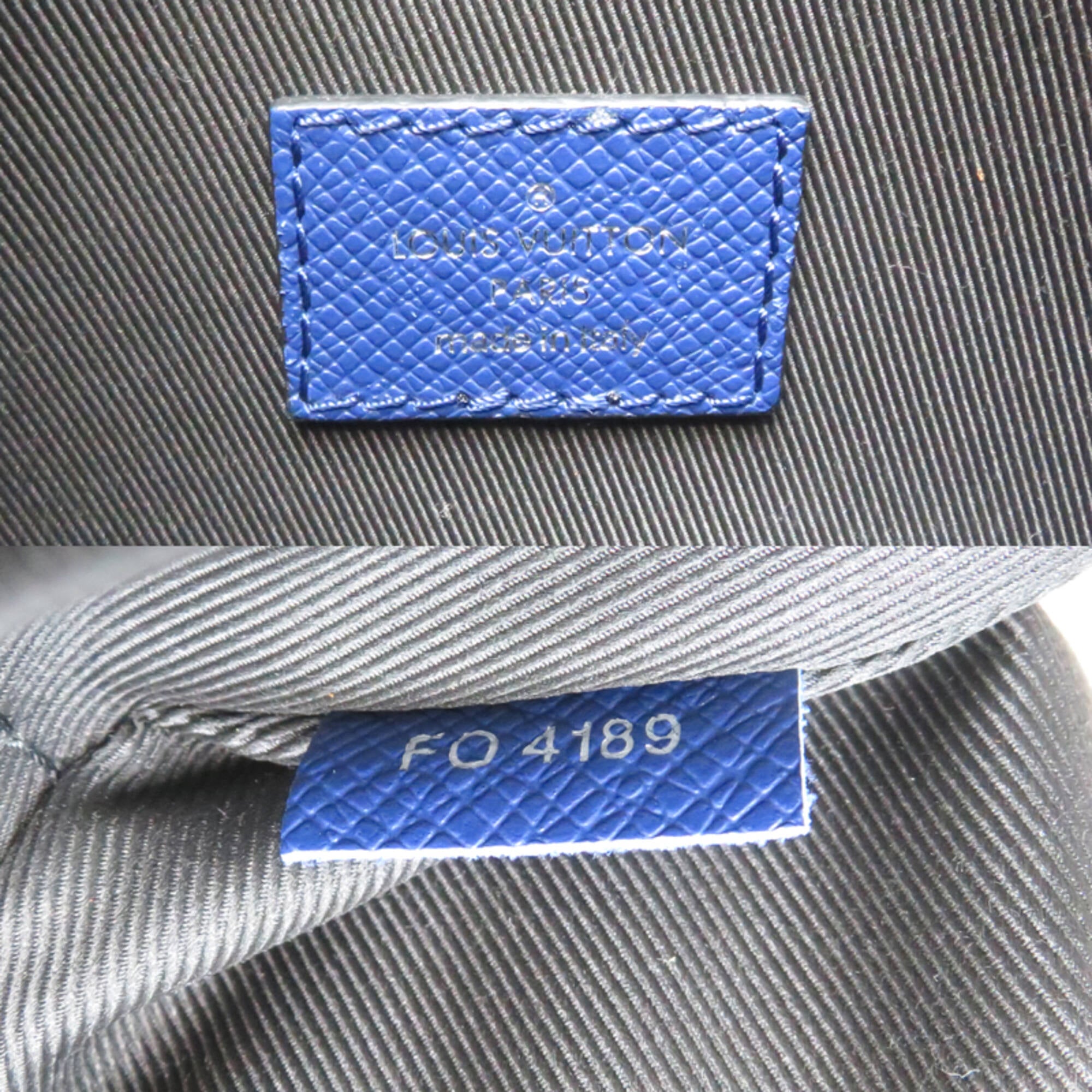 Louis Vuitton Cobalt Taigarama Messenger Bag (Pre-Owned)