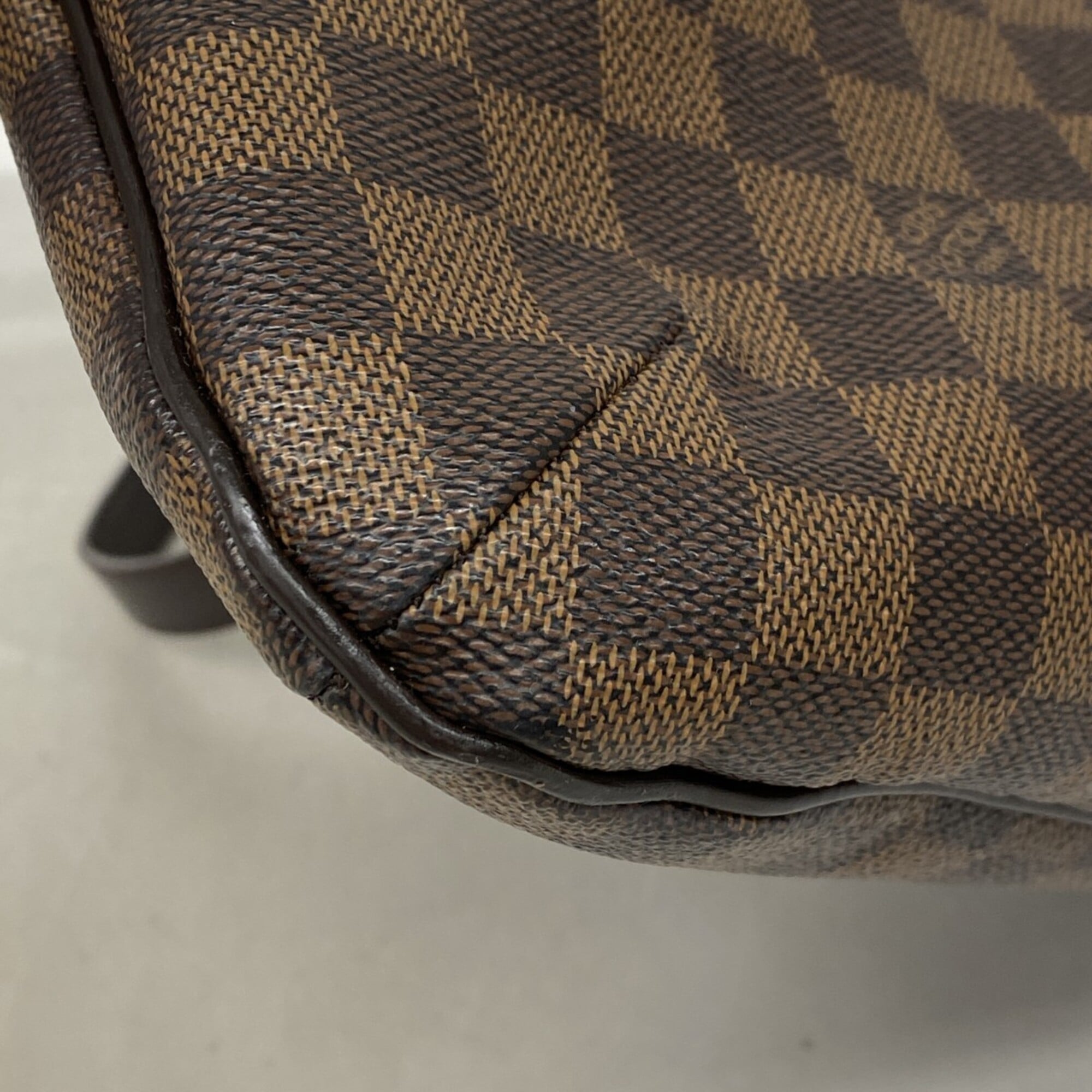 Louis Vuitton Ebene Shoulder Bag (Pre-Owned)