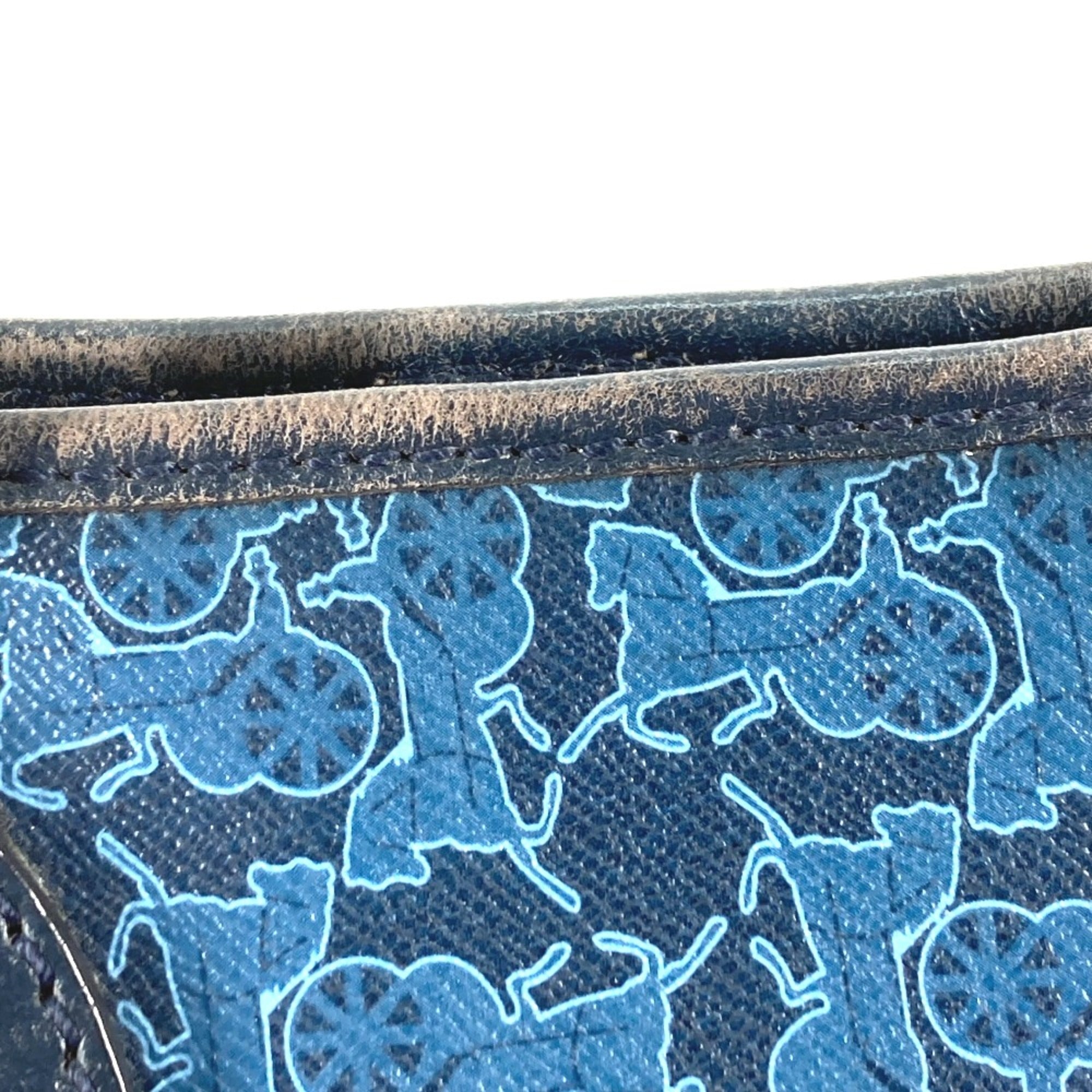 Celine Blue Leather Shoulder Bag (Pre-Owned)