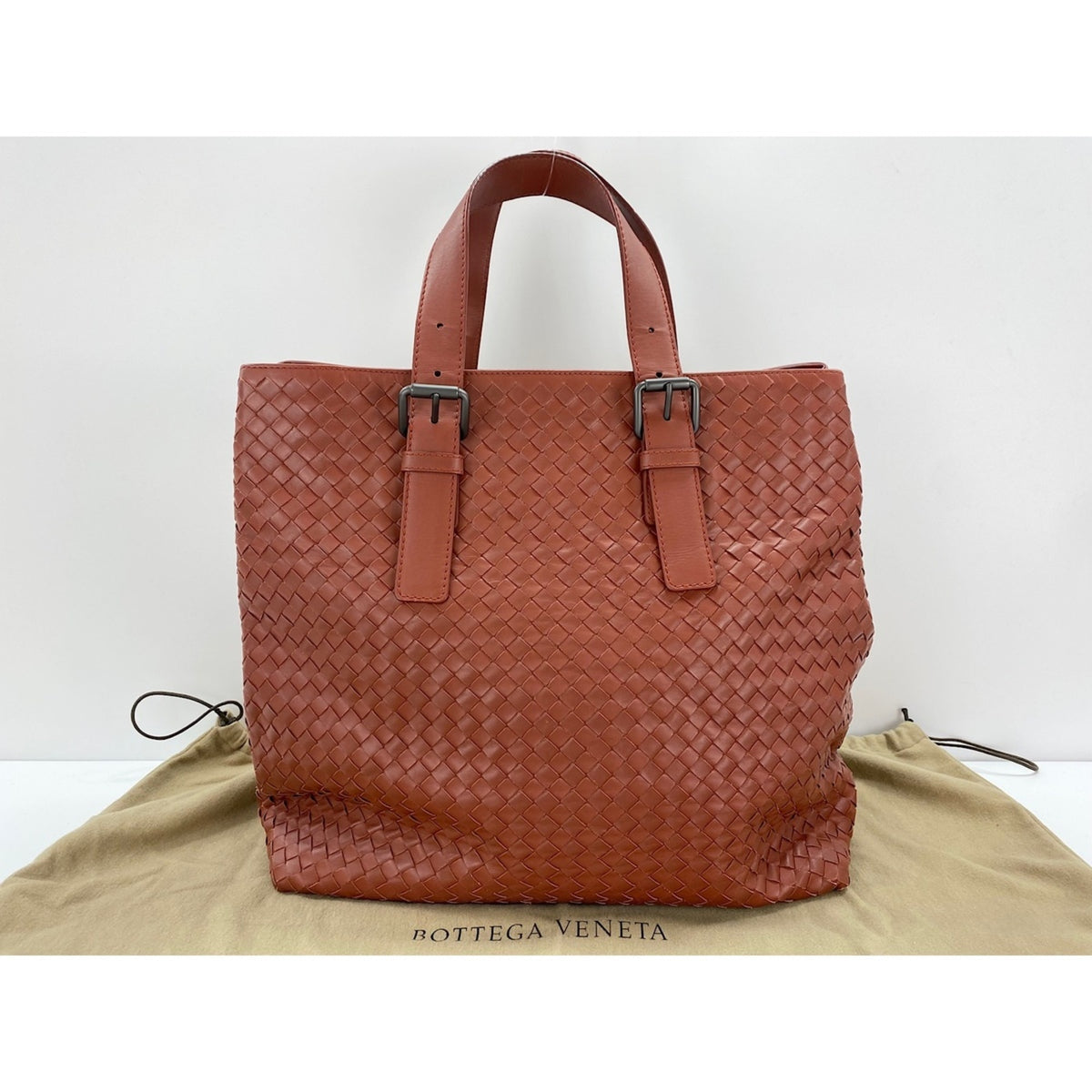 Bottega Veneta Red Color Tote Bag (Pre-Owned)
