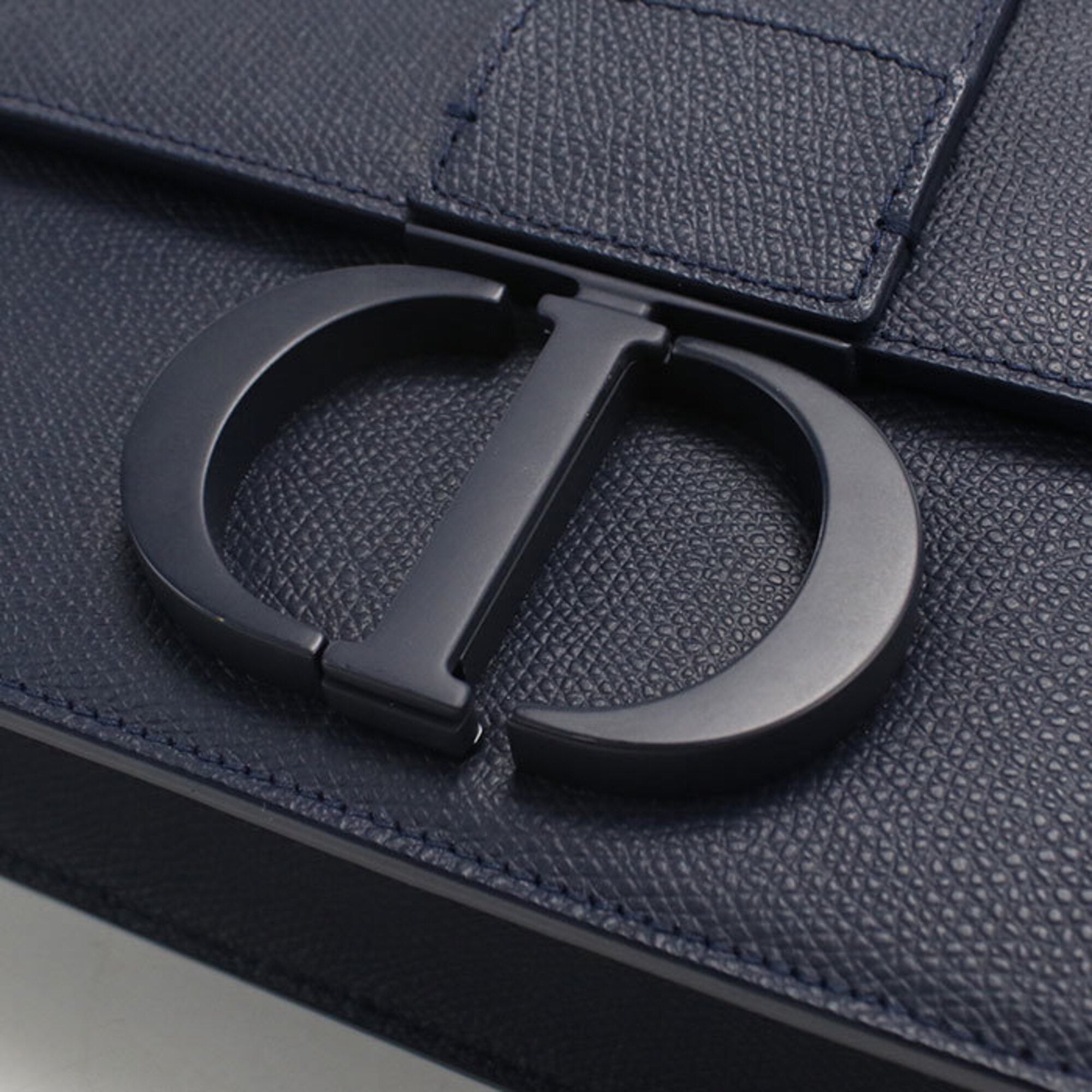 Christian Dior Navy Leather Shoulder Bag (Pre-Owned)