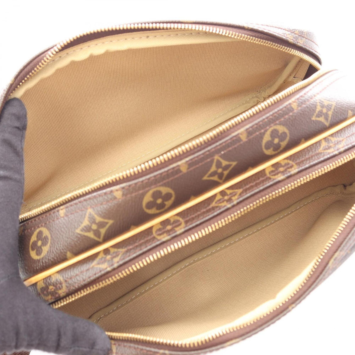 Louis Vuitton Brown Monogram Monogram Leather Handbag Shoulder Bag (Pre-Owned)