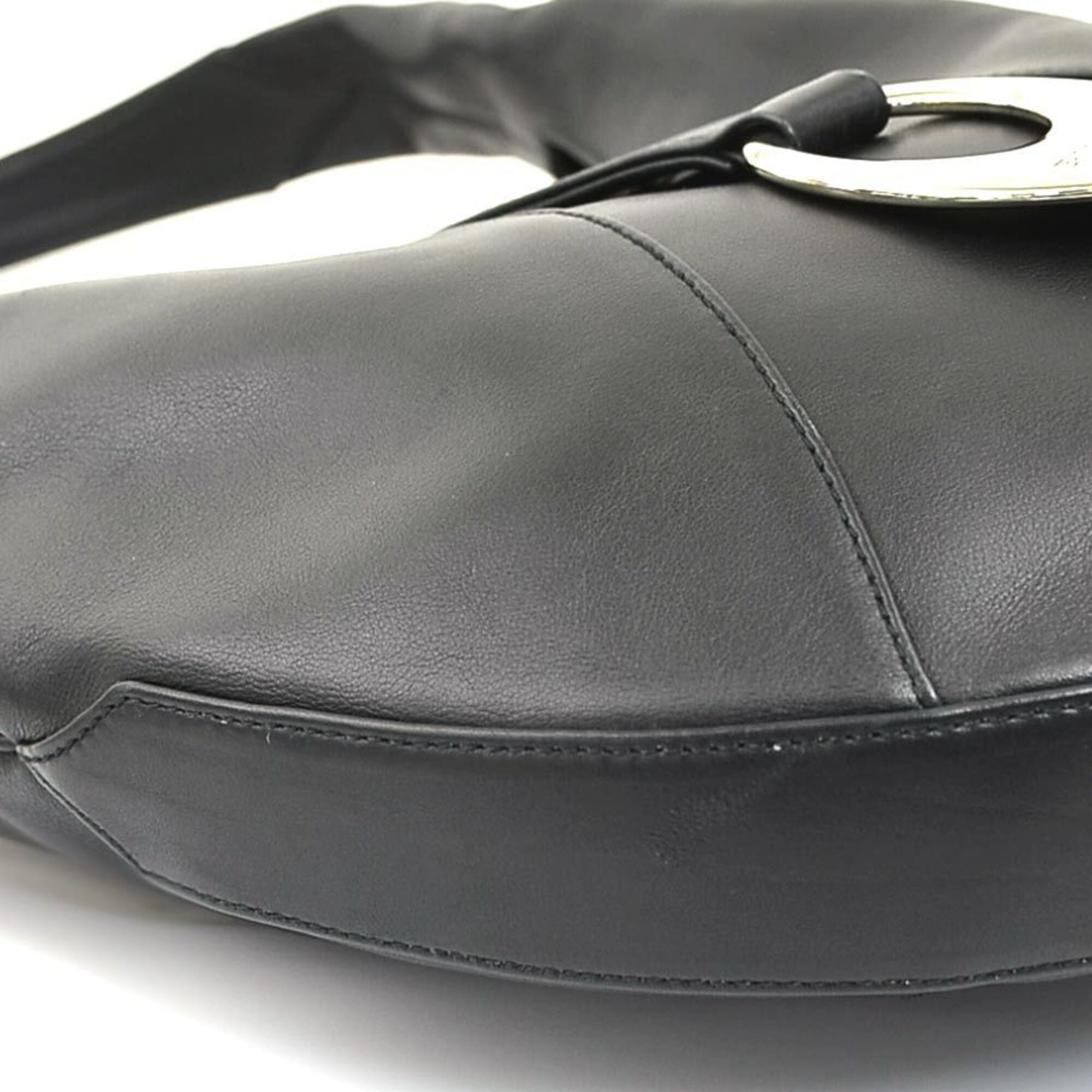 Bvlgari Black Leather Shoulder Bag (Pre-Owned)