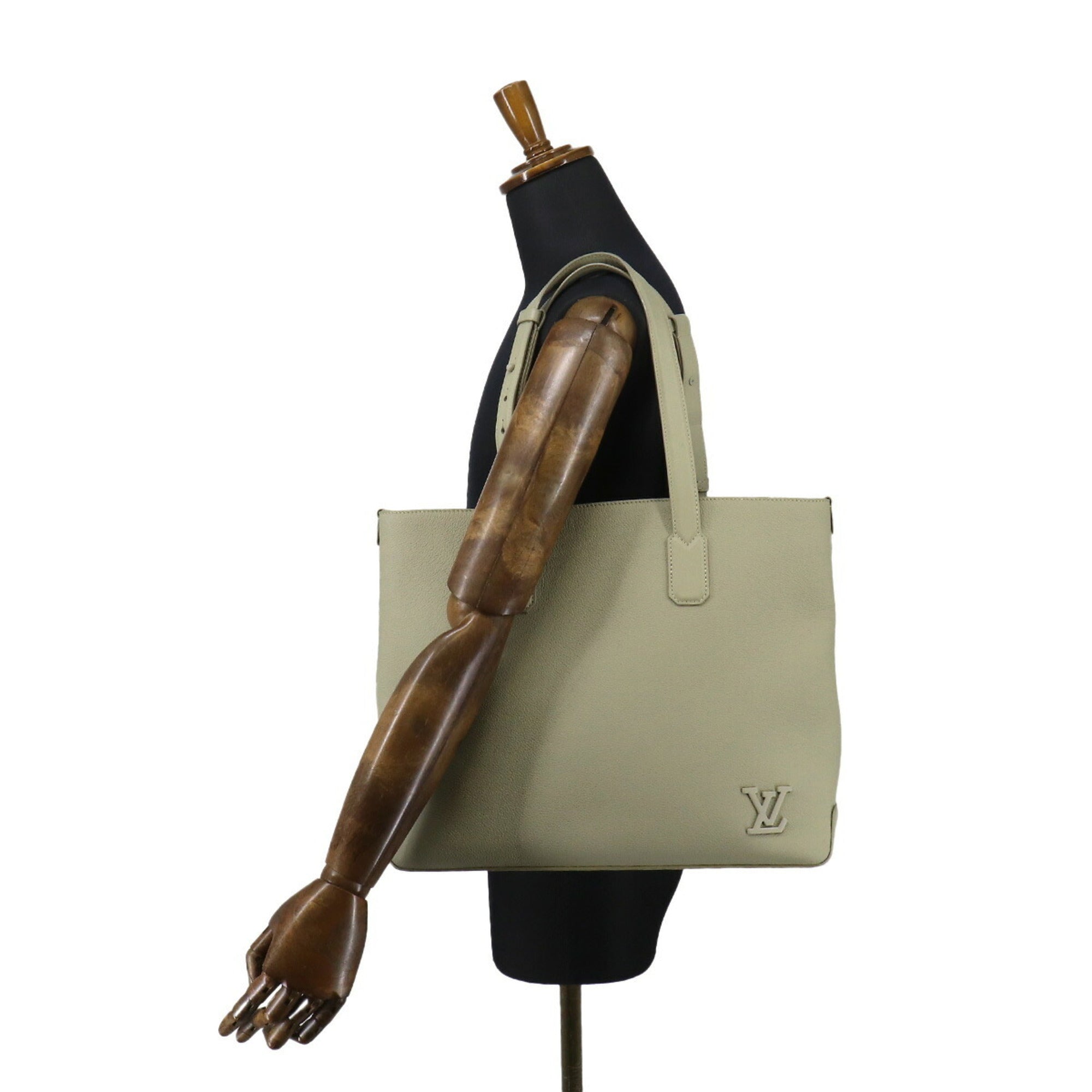 Louis Vuitton Silver Leather Tote Bag (Pre-Owned)