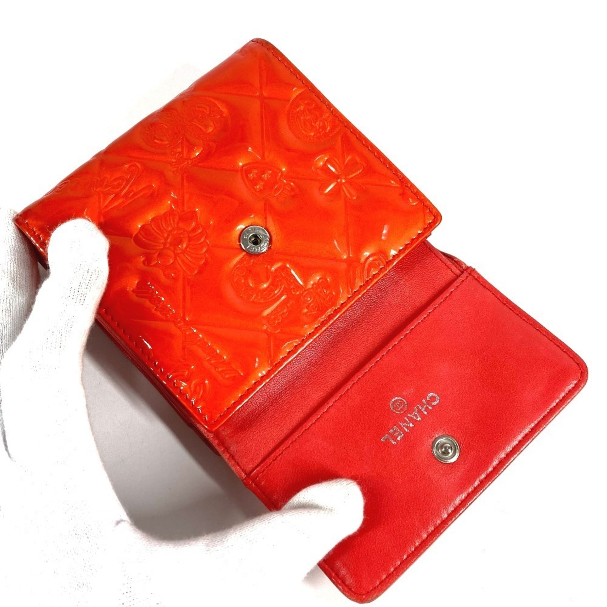 Chanel Orange Red Color Patent Leather Wallet (Tri-Fold) (Pre-Owned)