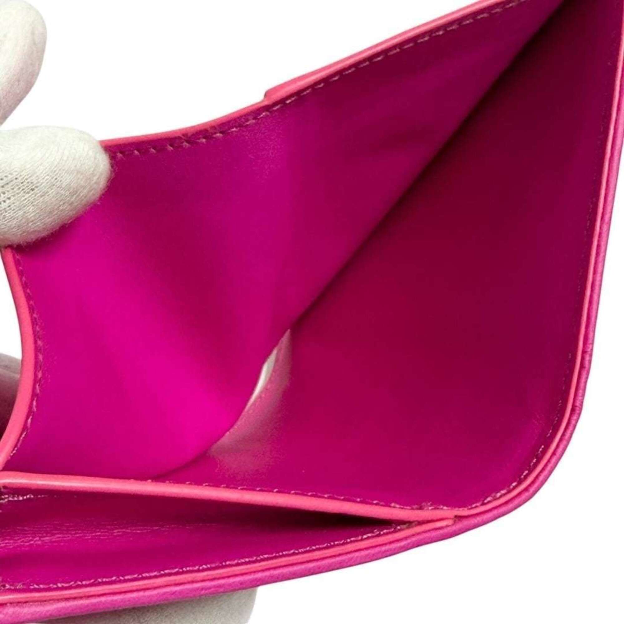 Valentino Pink Leather Coin Purse/Coin Case (Pre-Owned)
