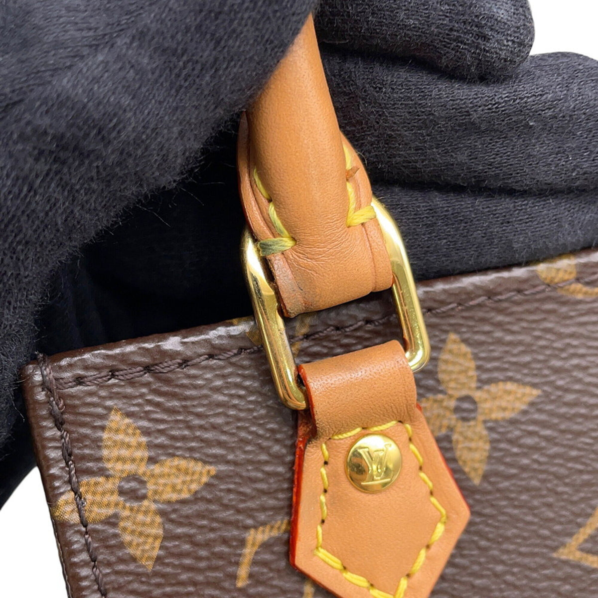 Louis Vuitton Brown Monogram Monogram Handbag (Pre-Owned)