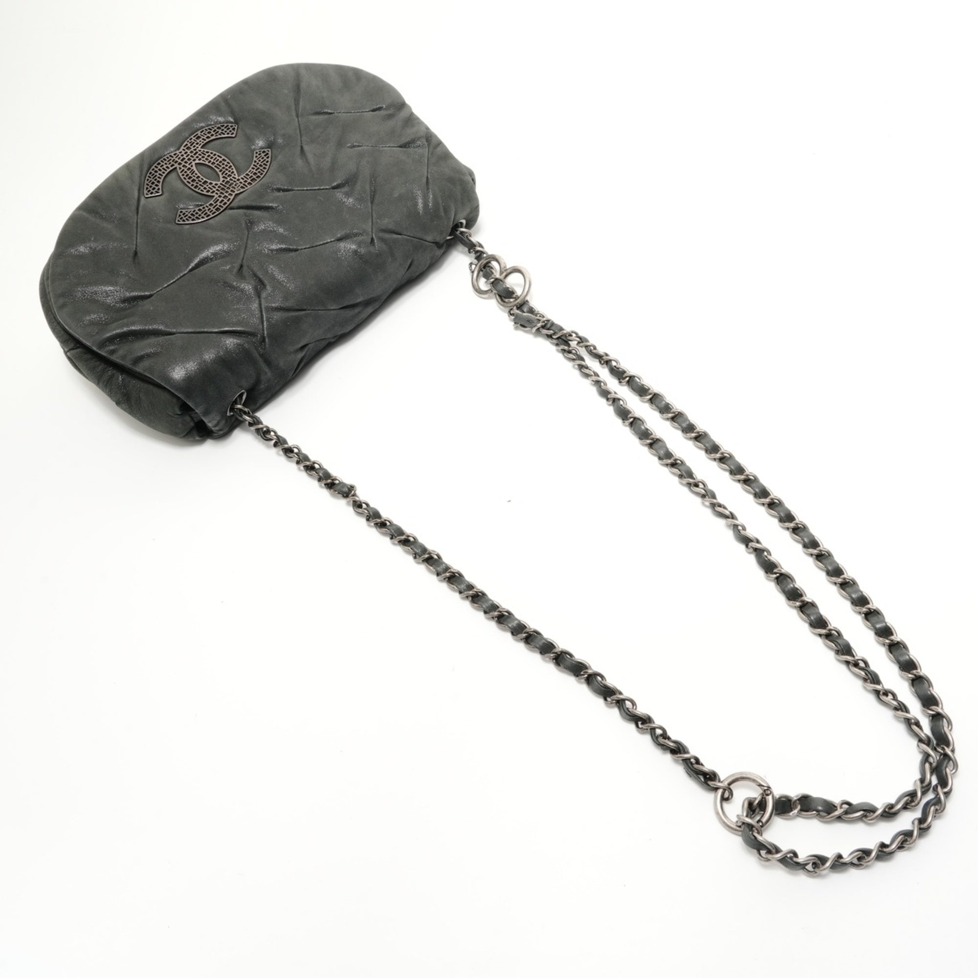 Chanel Black Shoulder Bag (Pre-Owned)