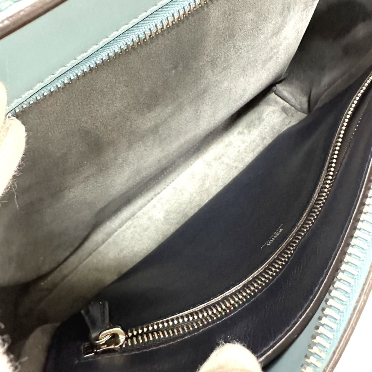 Fendi Blue Leather Handbag (Pre-Owned)
