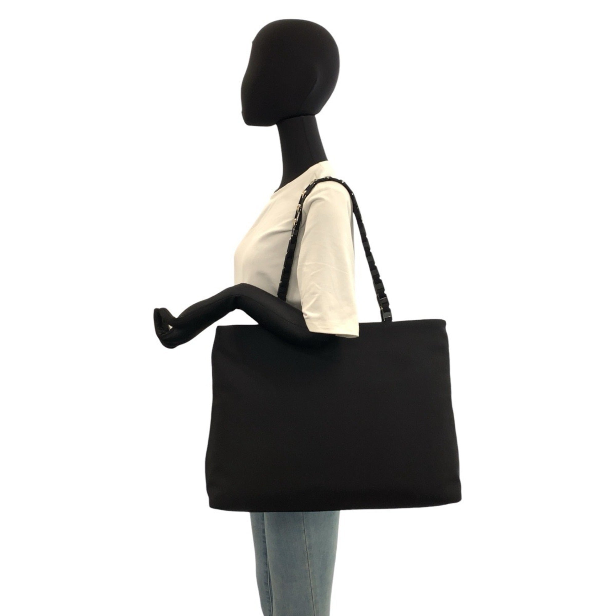 Salvatore Ferragamo Black Nylon Shoulder Bag Tote Bag (Pre-Owned)