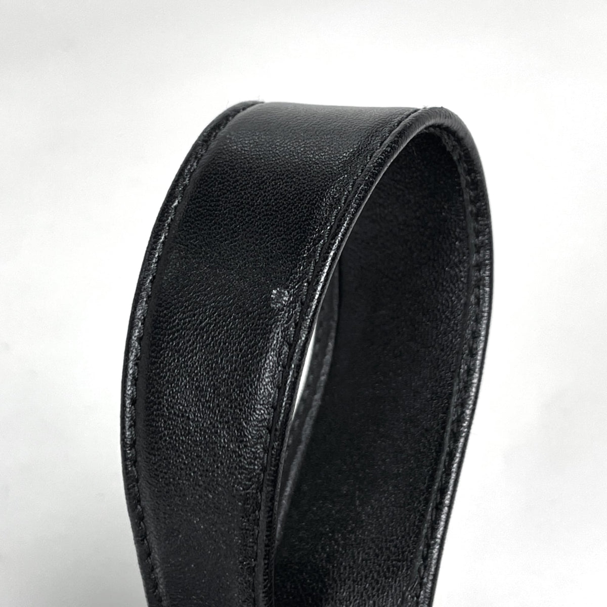 Prada Black Nylon Handbag (Pre-Owned)