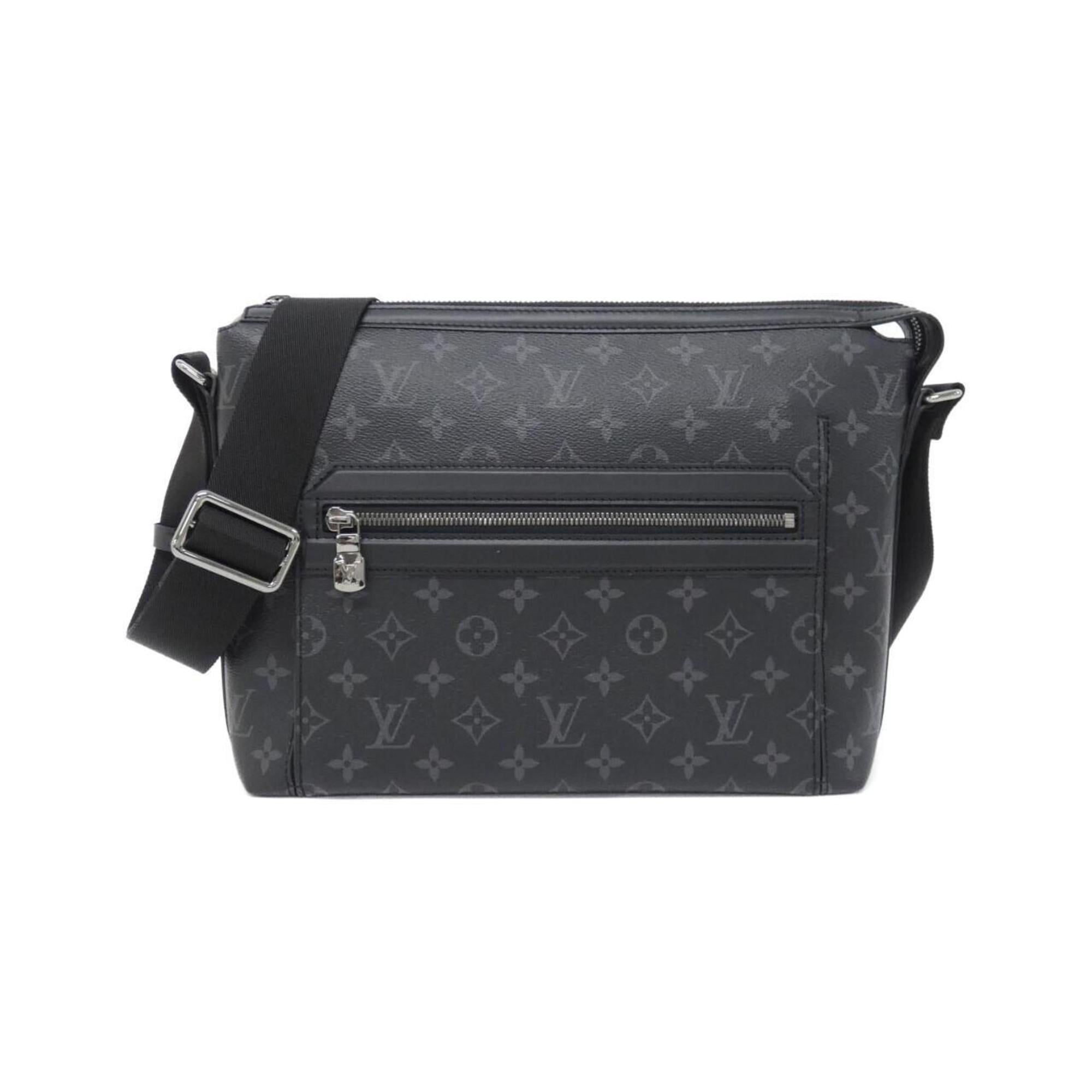Louis Vuitton Black Coated Canvas Shoulder Bag (Pre-Owned)