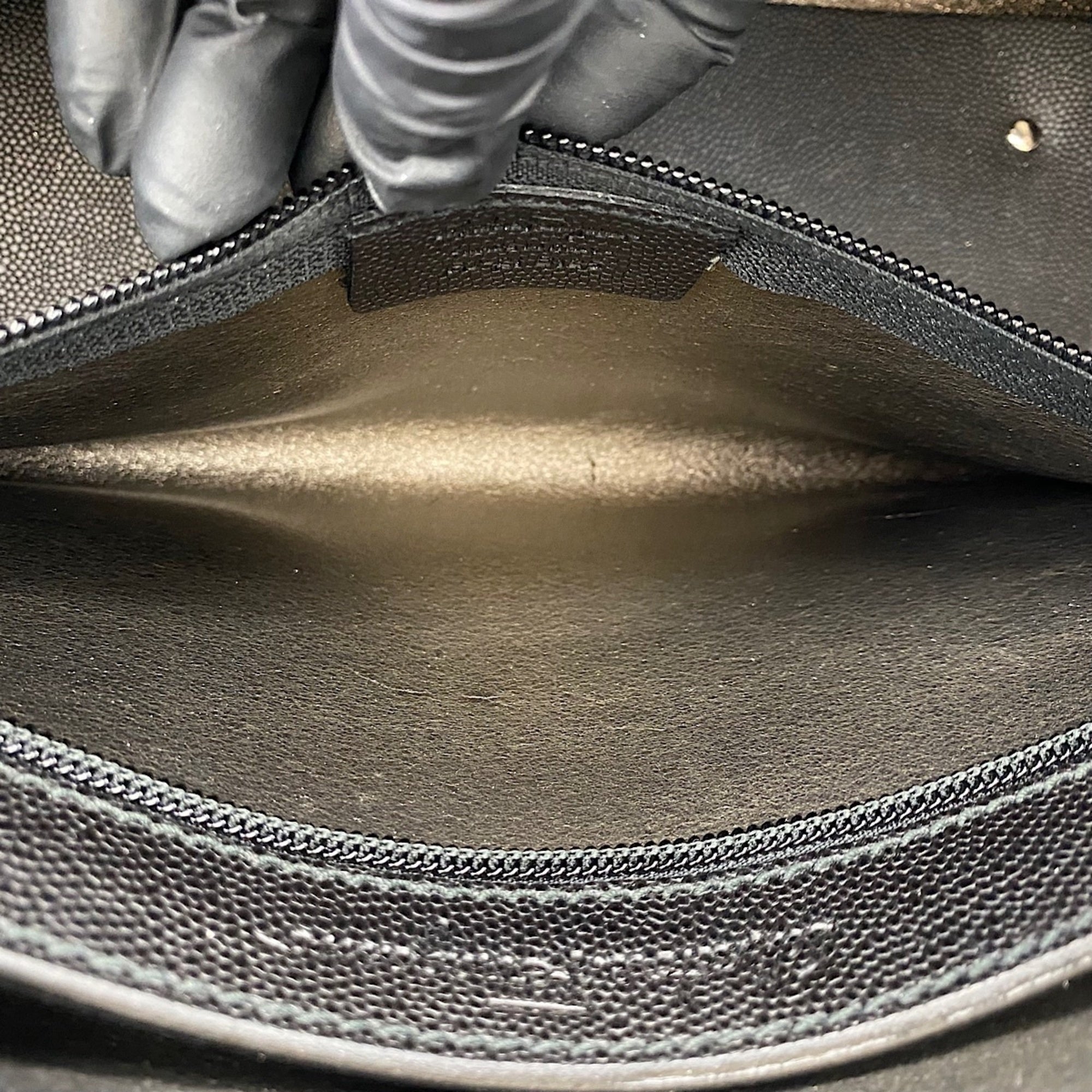 Salvatore Ferragamo Black Tote Bag (Pre-Owned)