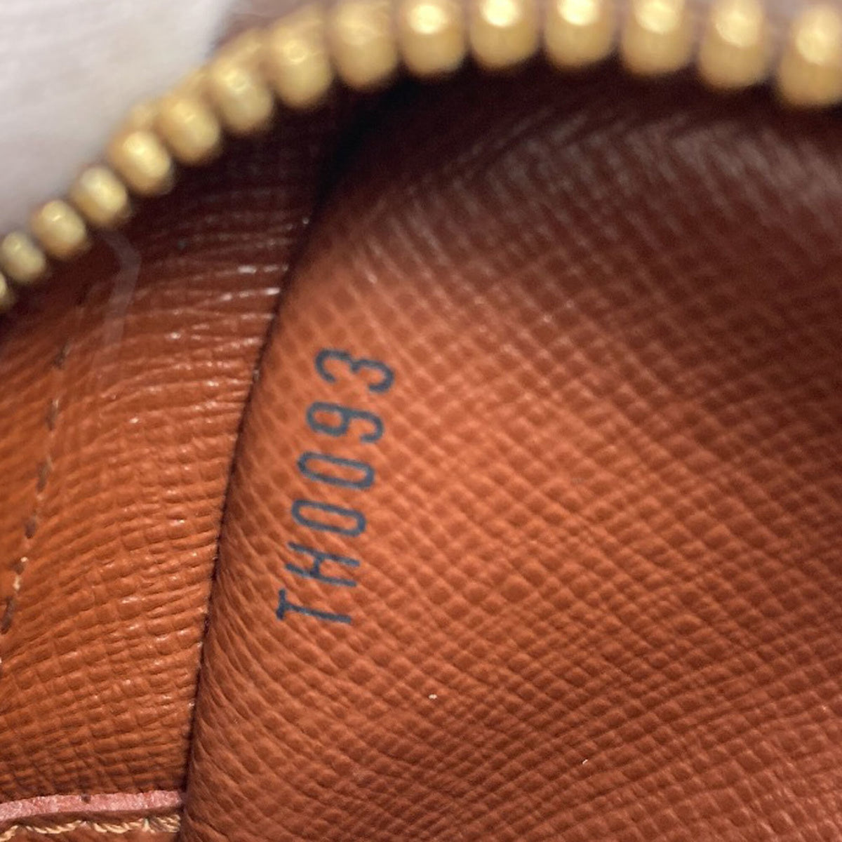 Louis Vuitton Monogram Monogram Shoulder Bag (Pre-Owned)