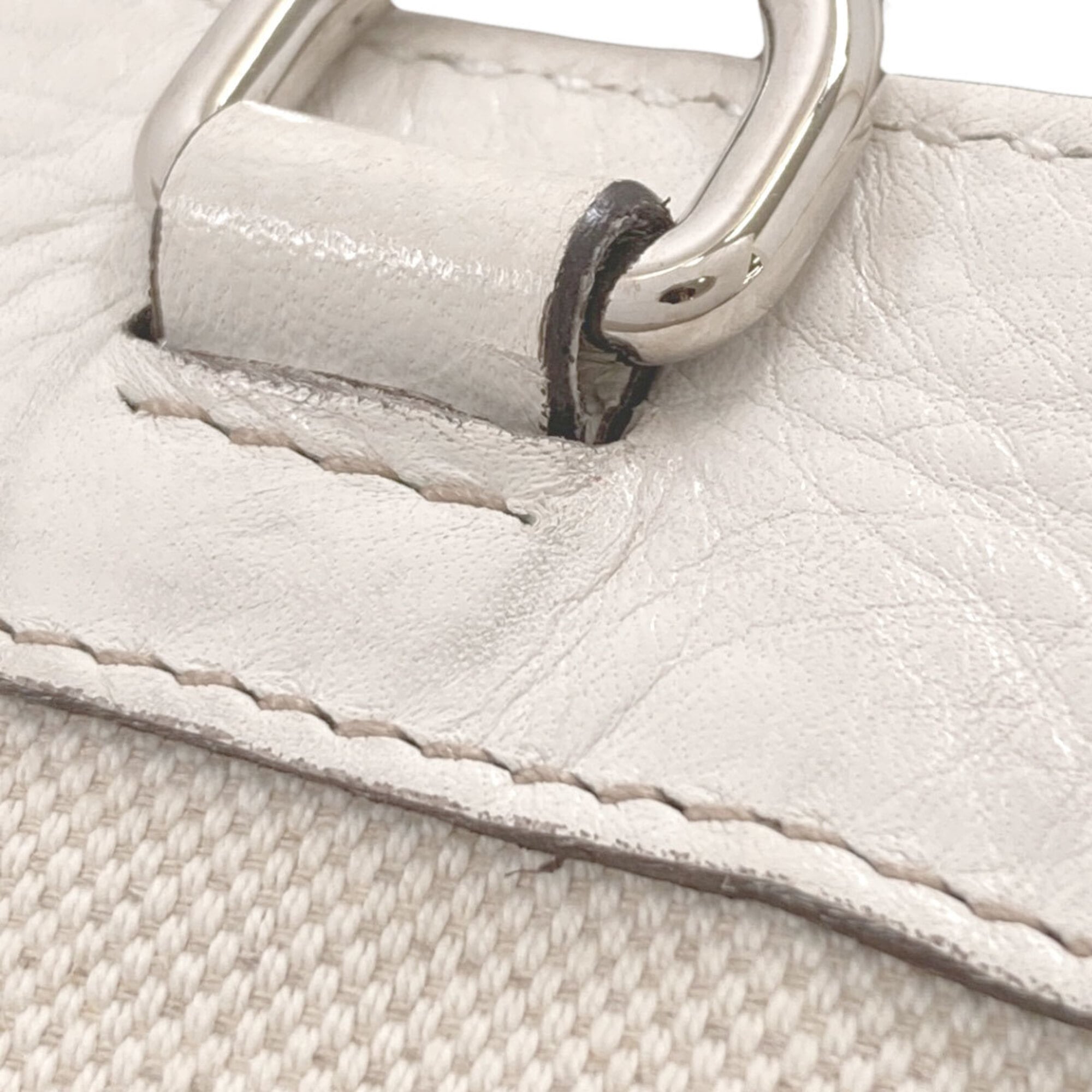 Gucci White Canvas Tote Bag (Pre-Owned)