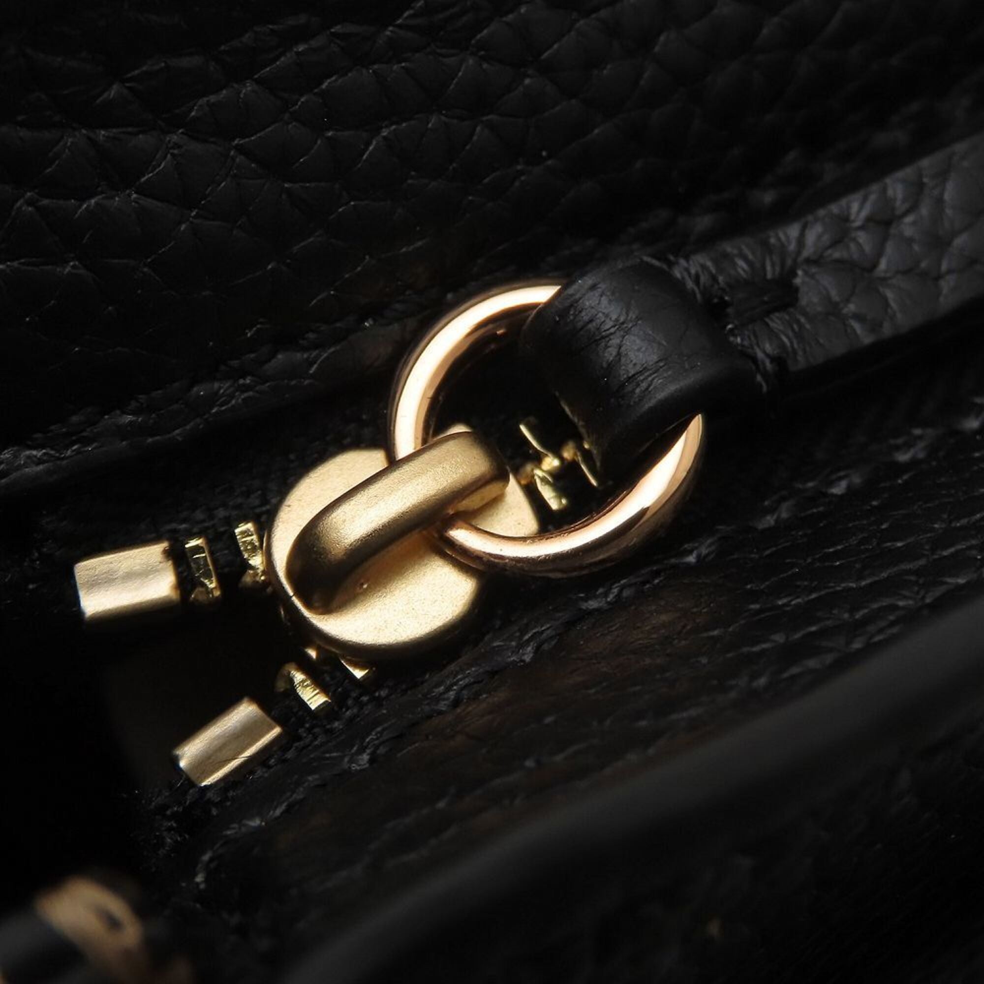 Tory Burch Black Leather Shoulder Bag (Pre-Owned)
