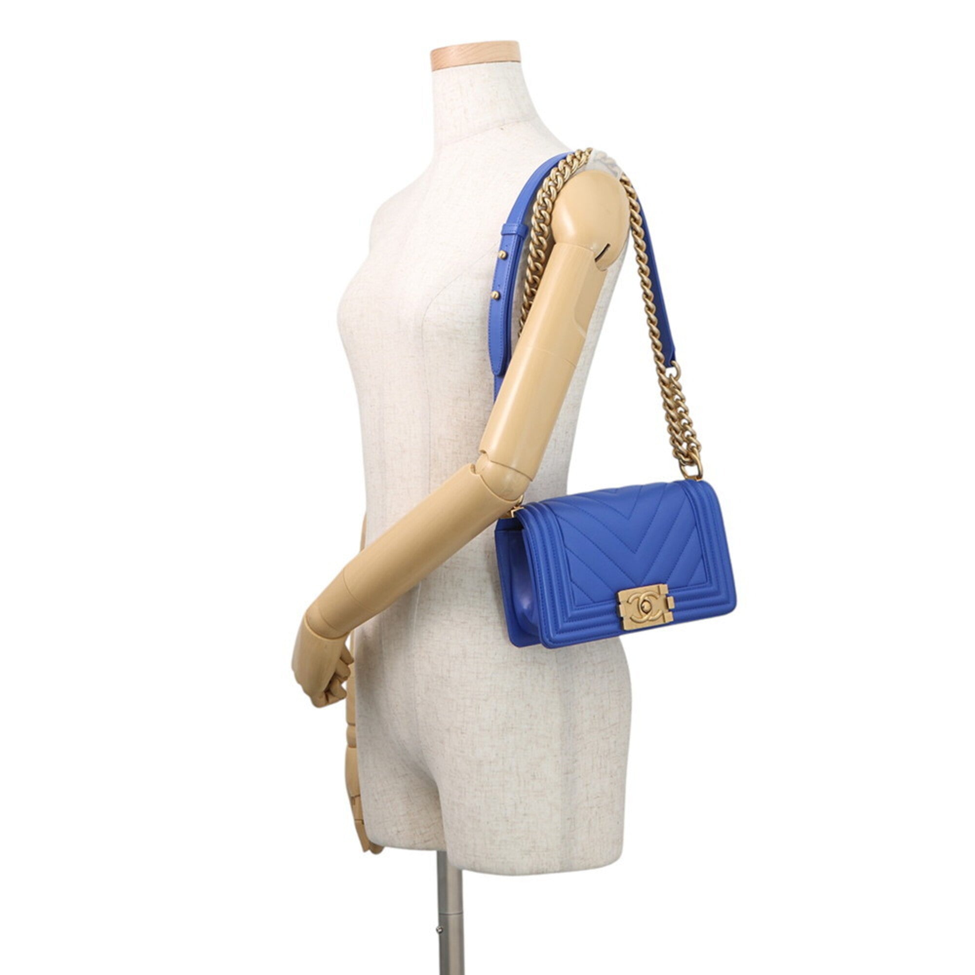 Chanel Blue Handbag Shoulder Bag (Pre-Owned)