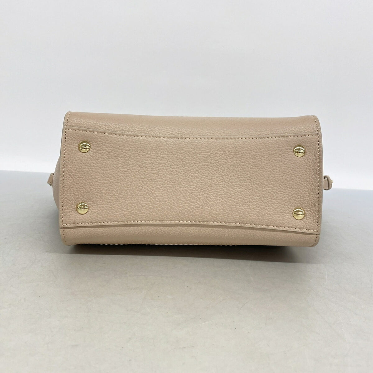 Salvatore Ferragamo Beige Leather Handbag (Pre-Owned)
