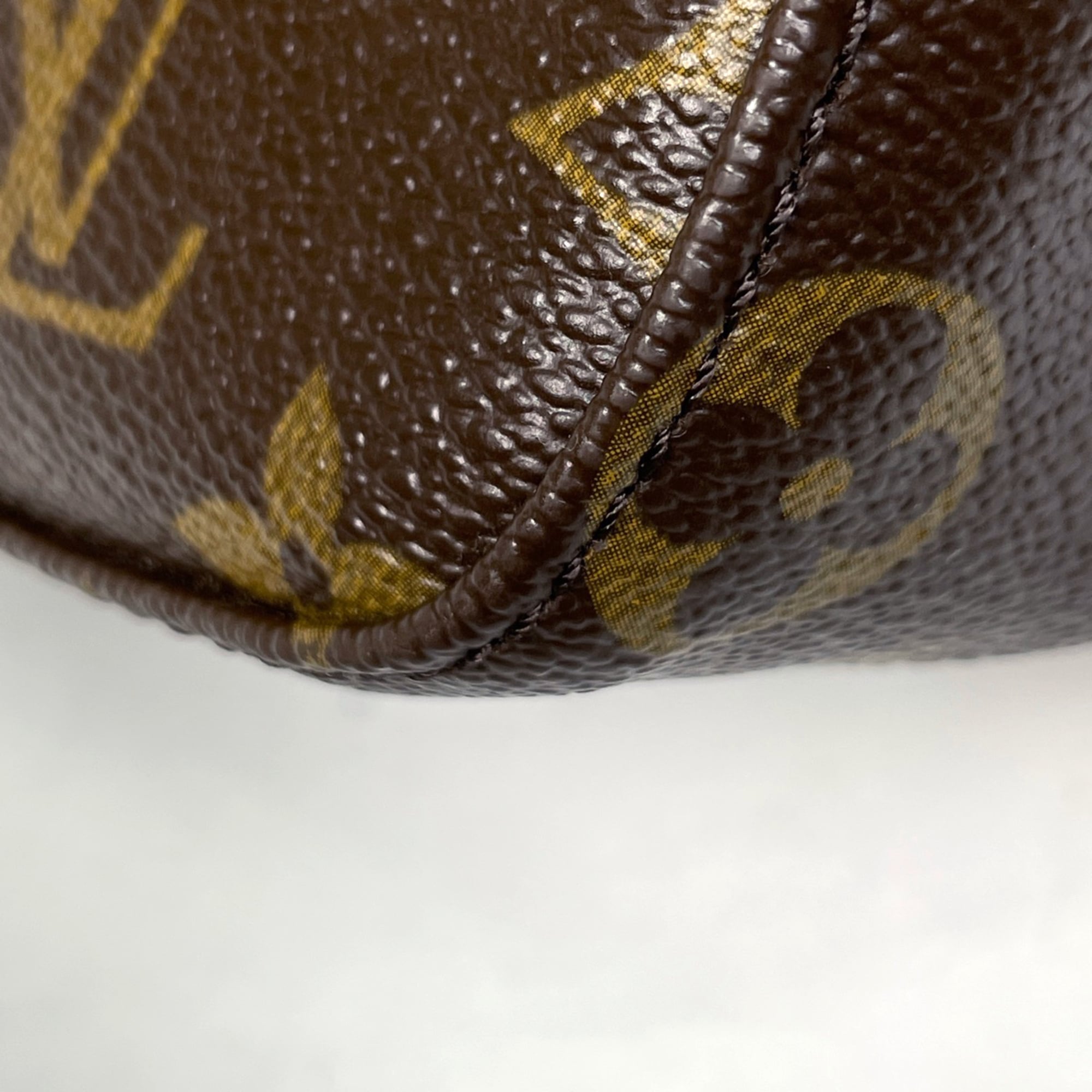 Louis Vuitton Brown Monogram Shoulder Bag (Pre-Owned)