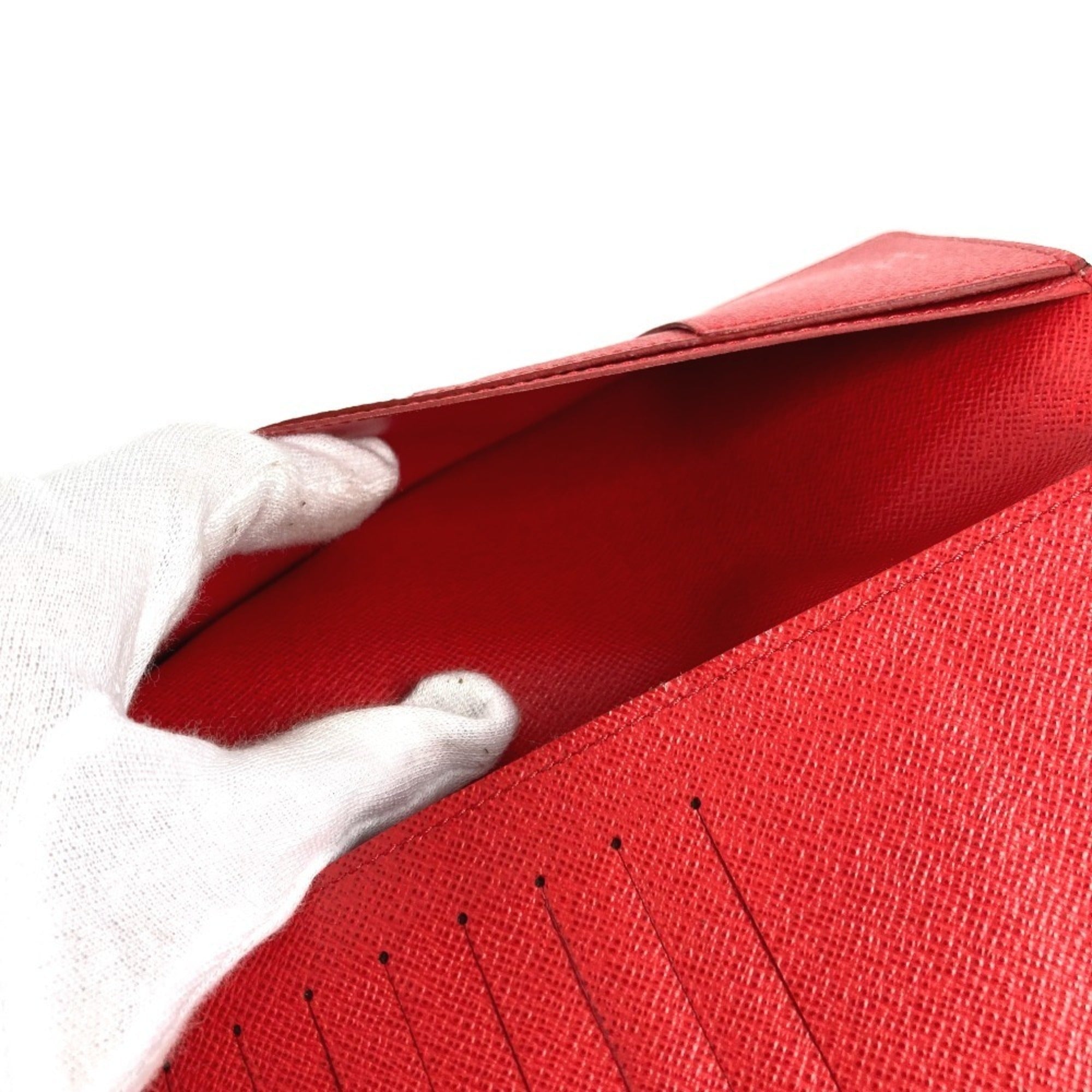 Louis Vuitton Epi Red Color Epi Leather Long Wallet (Bi-Fold) (Pre-Owned)