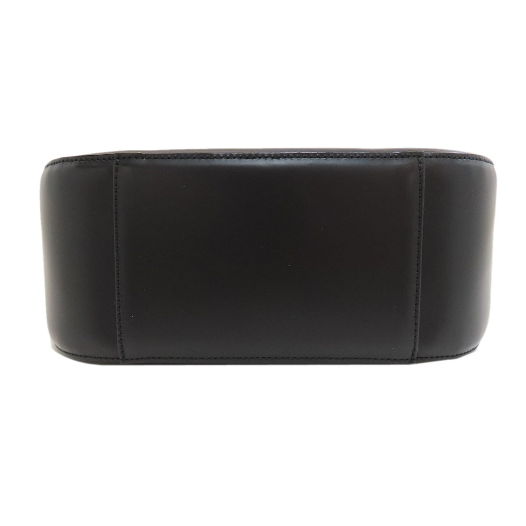 Burberry Black Leather Shoulder Bag (Pre-Owned)