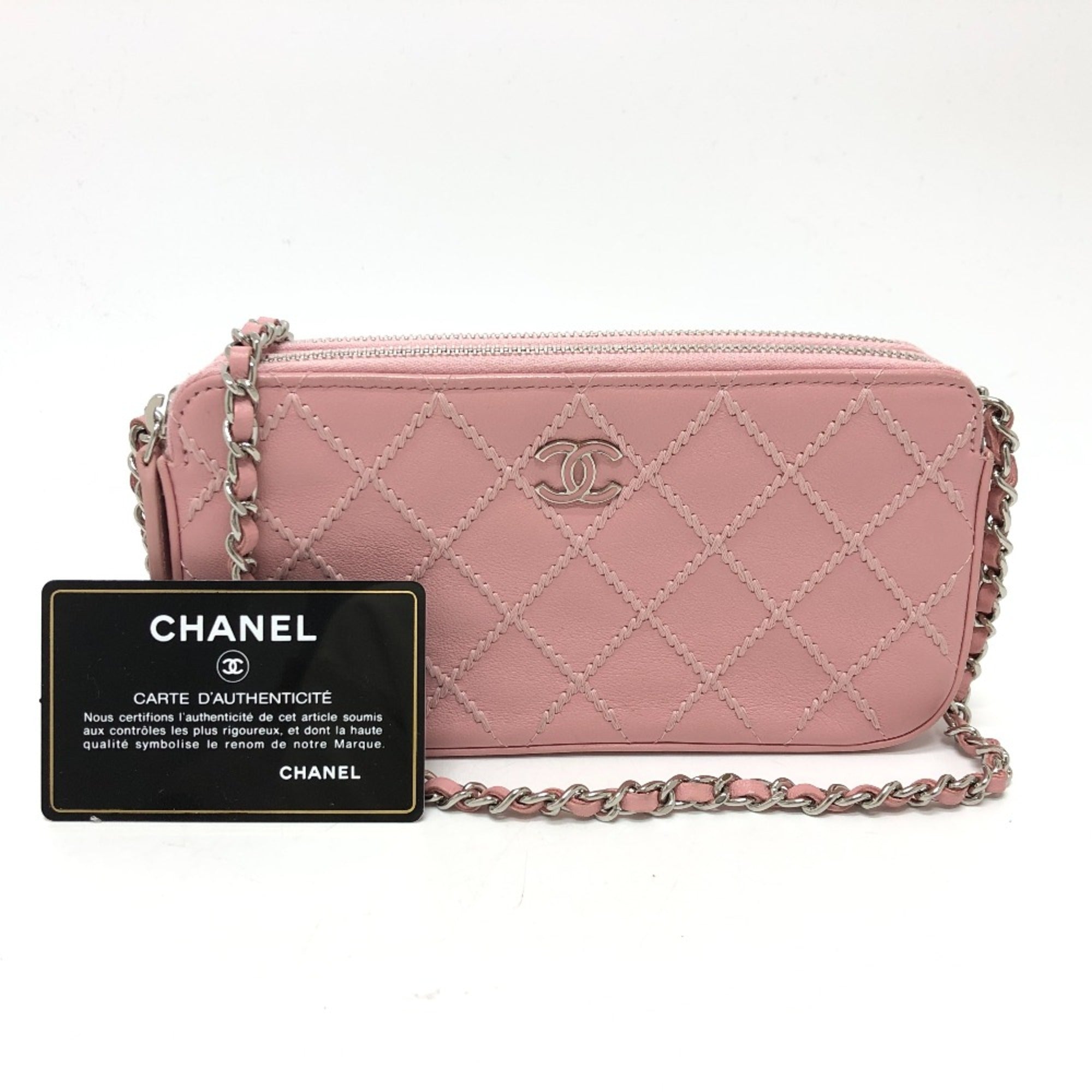 Chanel Pink Leather Shoulder Bag (Pre-Owned)