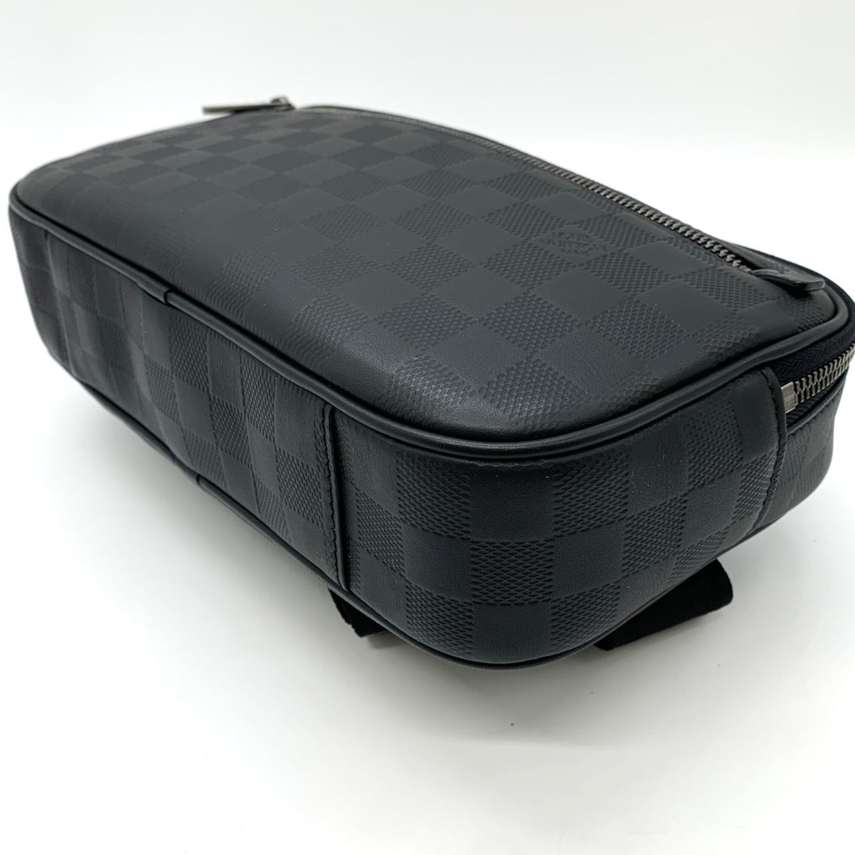 Louis Vuitton Black Leather Sling Bag (Pre-Owned)