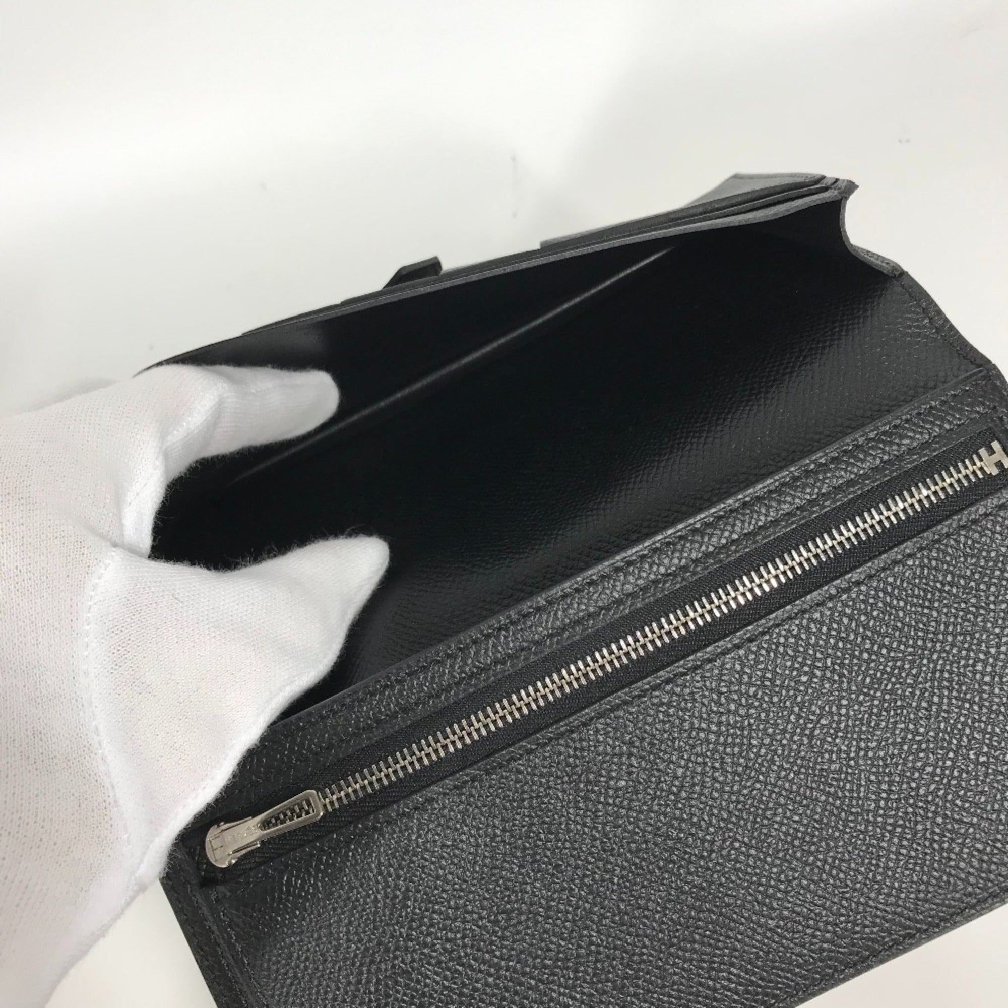 Hermes Black Epsom Leather Long Wallet (Bi-Fold) (Pre-Owned)