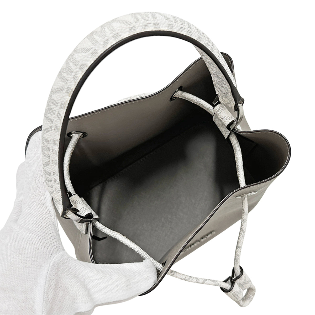 Michael Kors Gray White Leather Handbag Shoulder Bag (Pre-Owned)