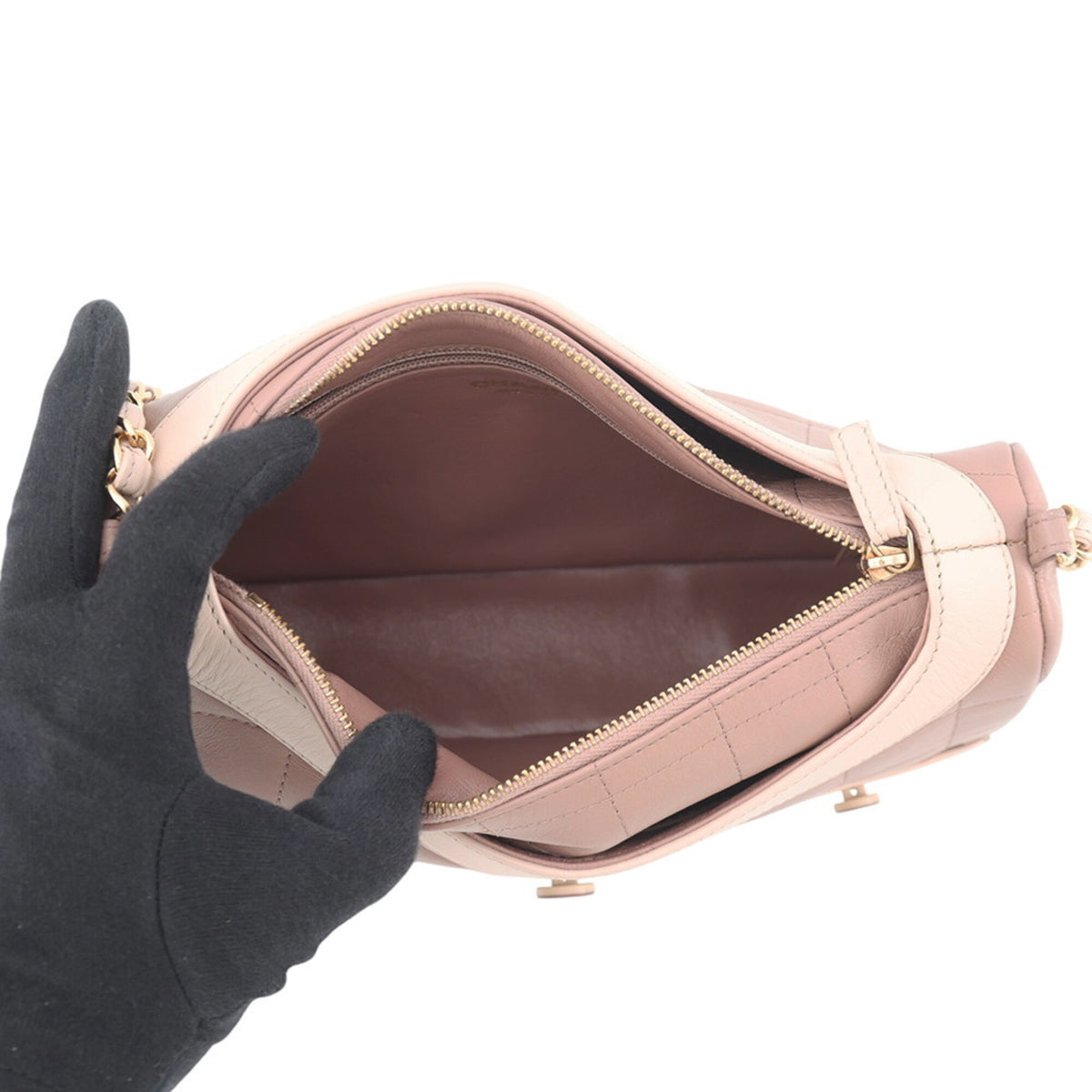 Chanel Pink Handbag Shoulder Bag (Pre-Owned)
